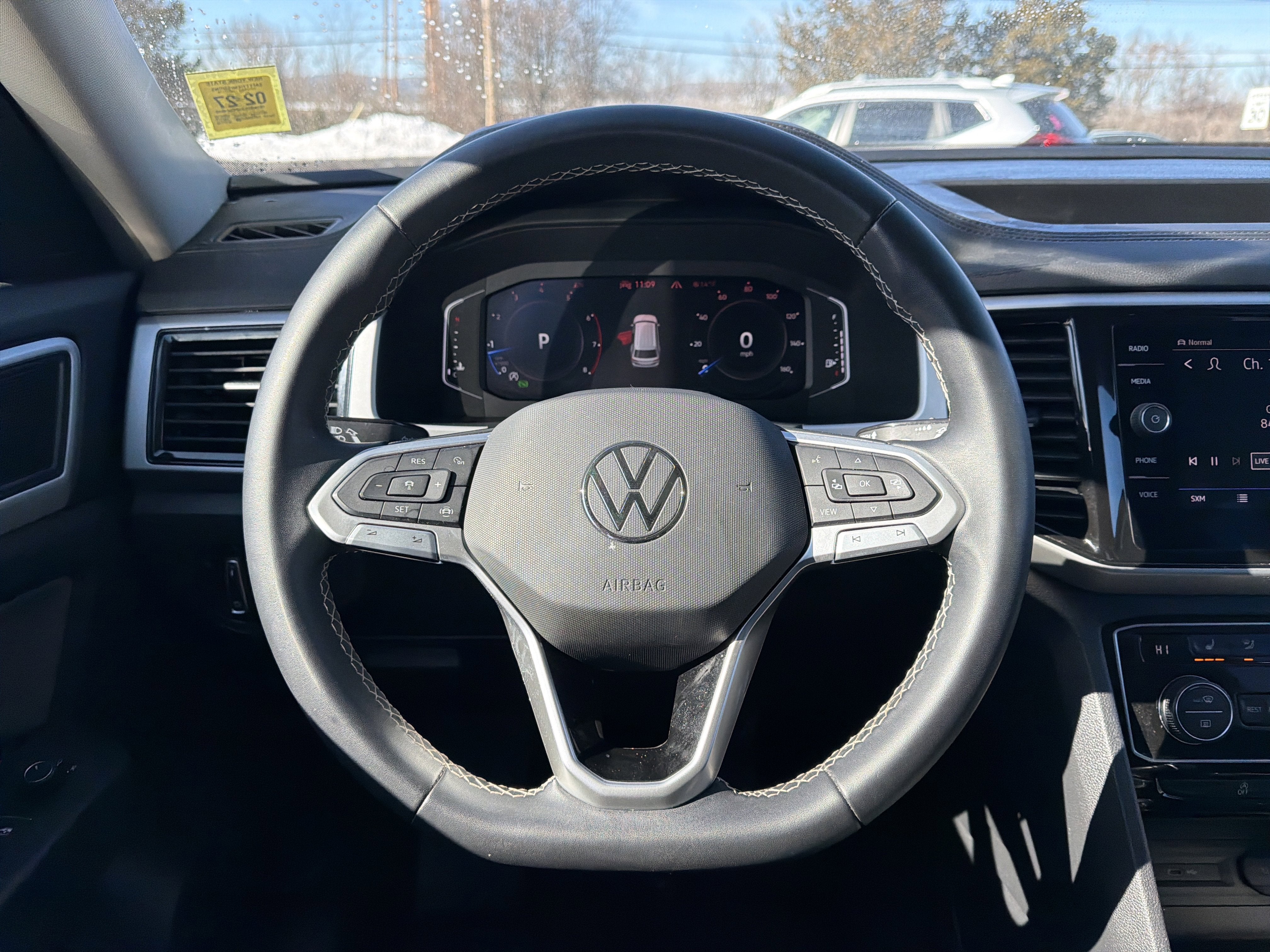 2023 Volkswagen Atlas 3.6L V6 SE w/Technology