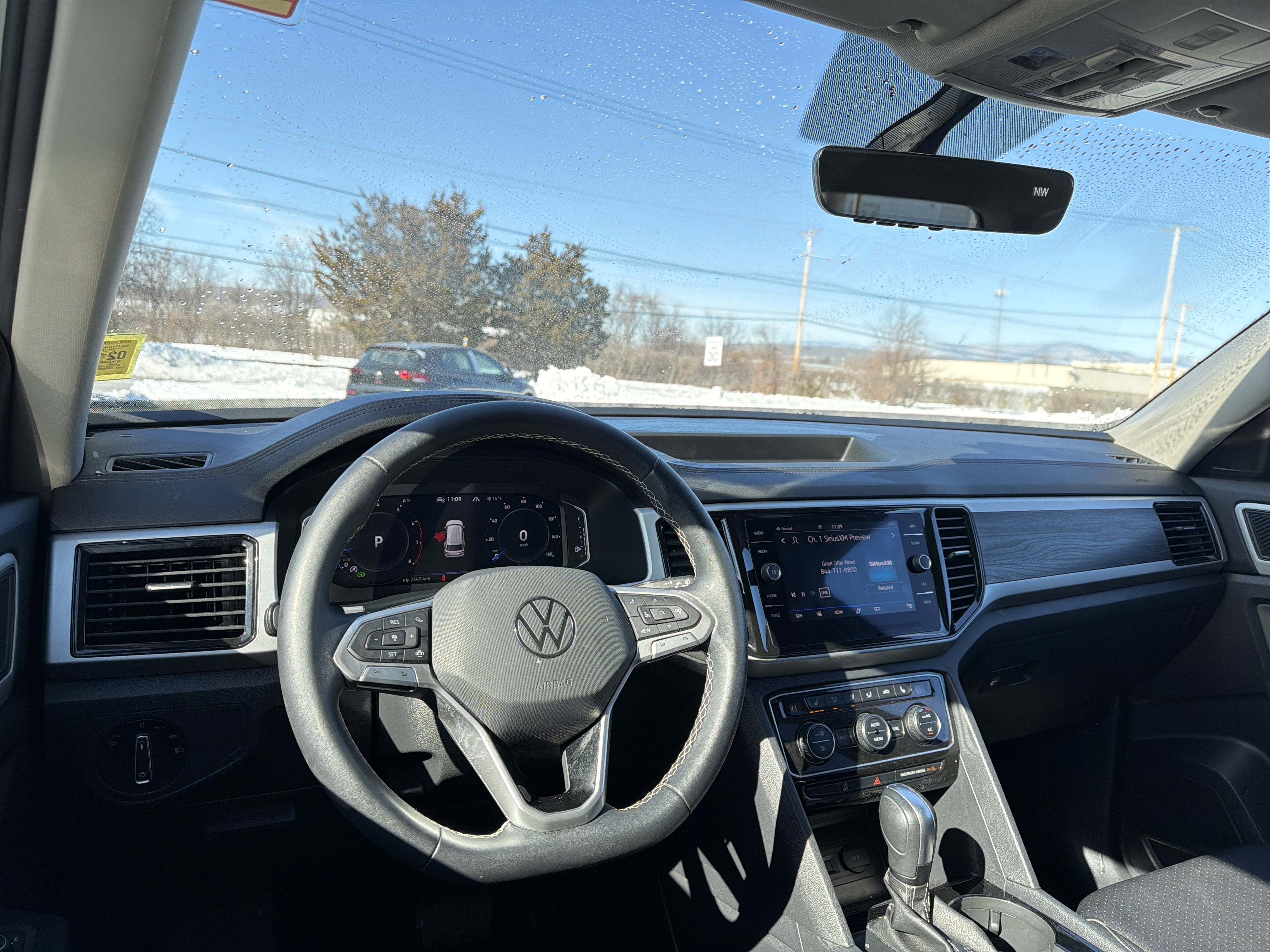 2023 Volkswagen Atlas 3.6L V6 SE w/Technology