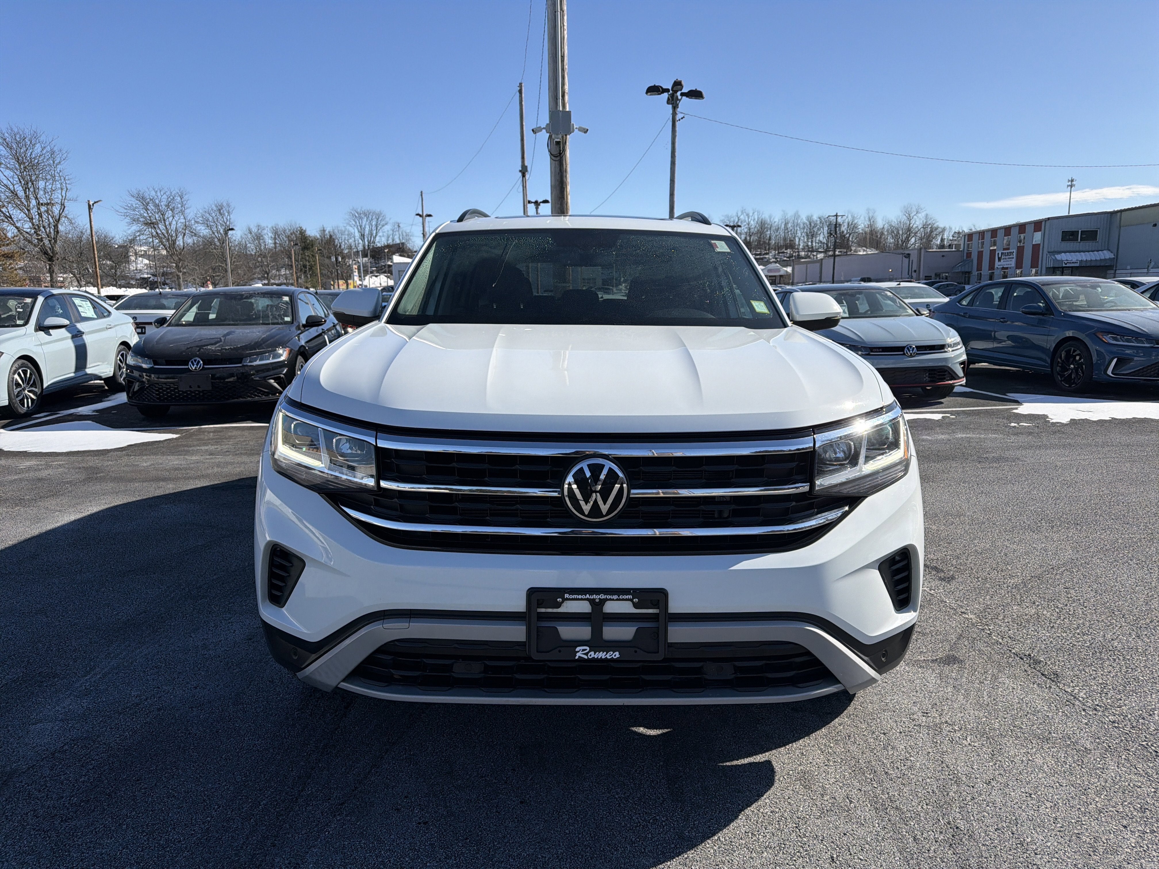 2023 Volkswagen Atlas 3.6L V6 SE w/Technology