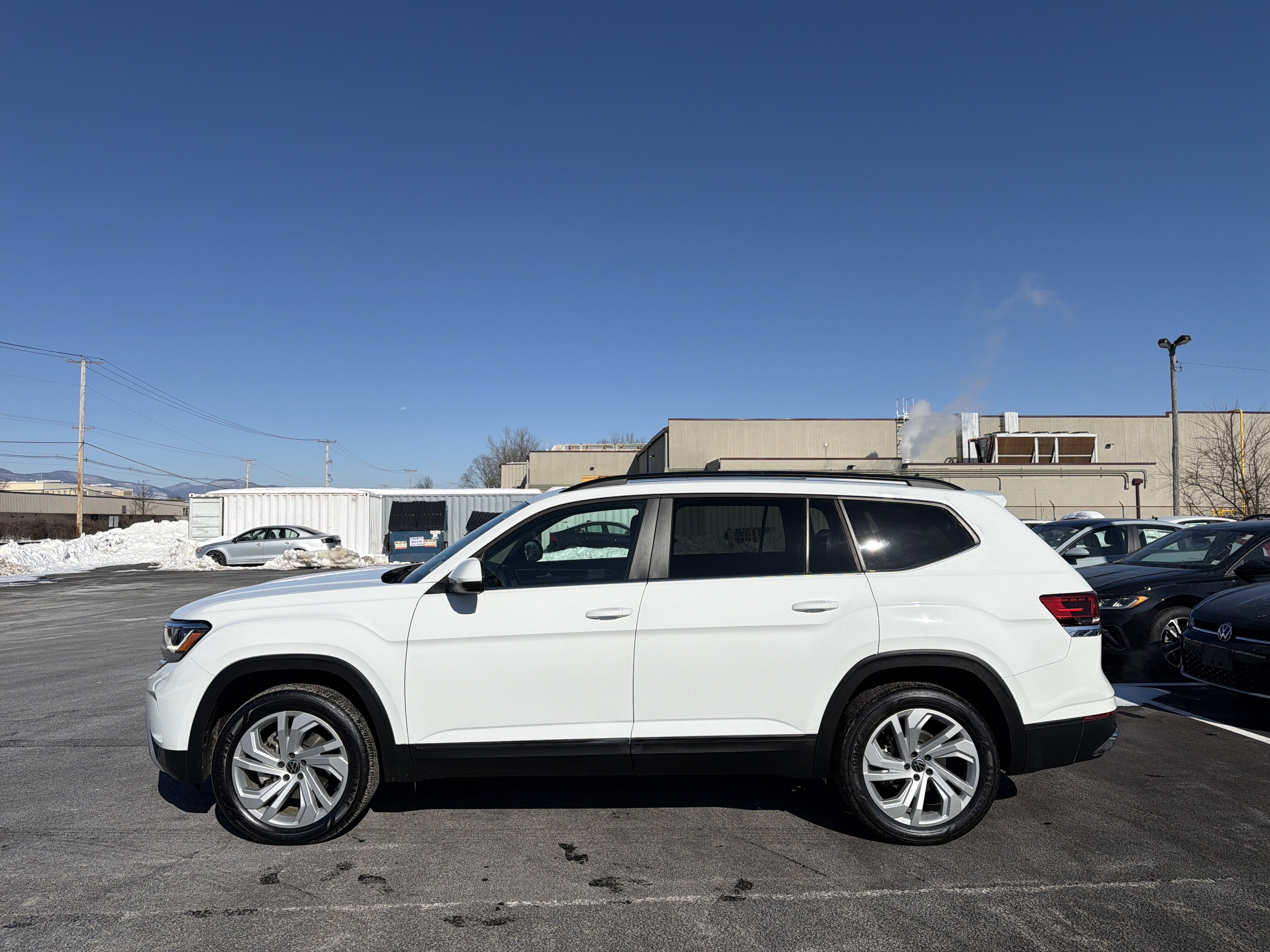 2023 Volkswagen Atlas 3.6L V6 SE w/Technology