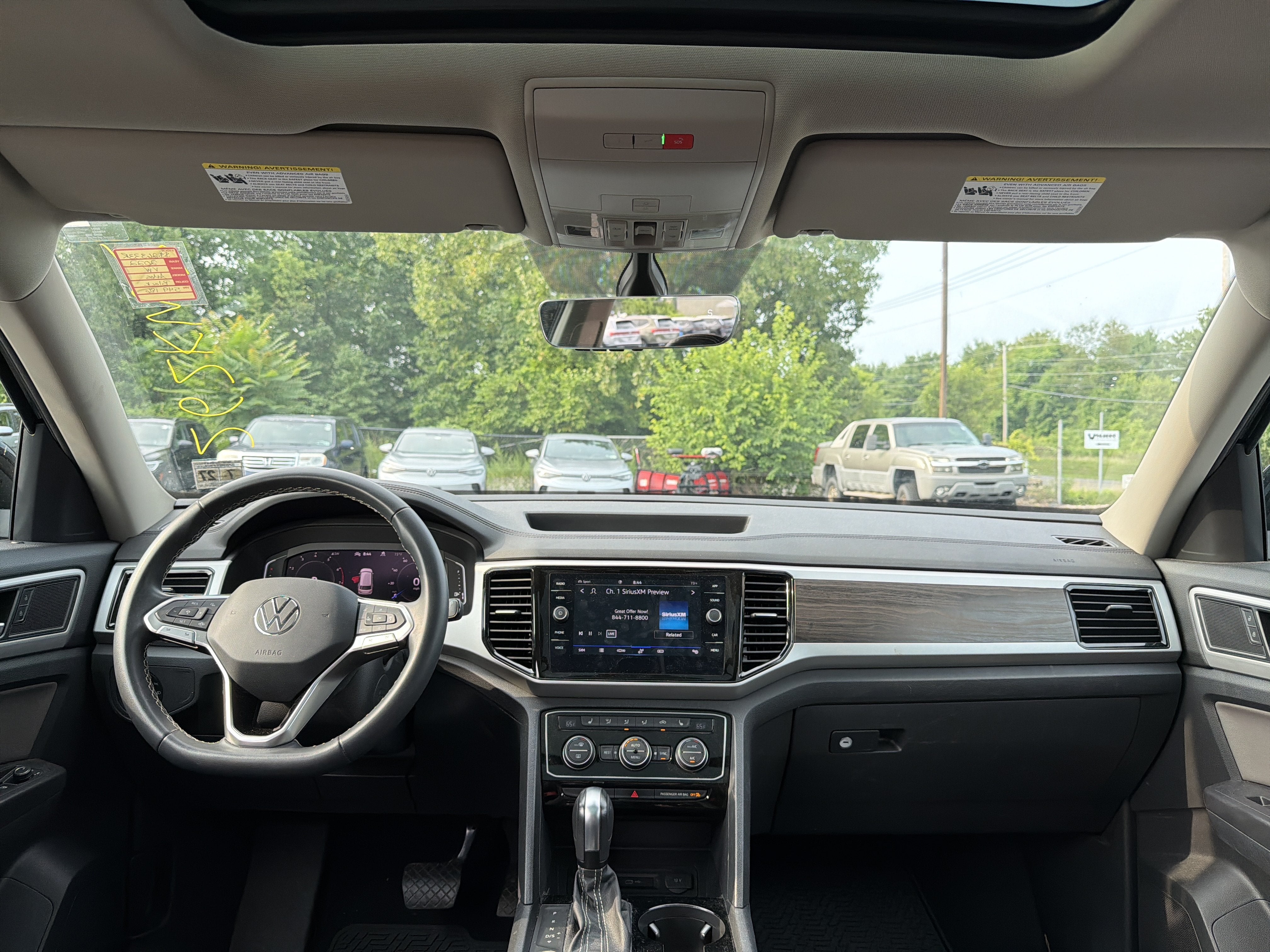 2022 Volkswagen Atlas 3.6L V6 SE w/Technology