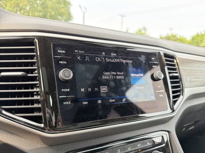 2022 Volkswagen Atlas 3.6L V6 SE w/Technology
