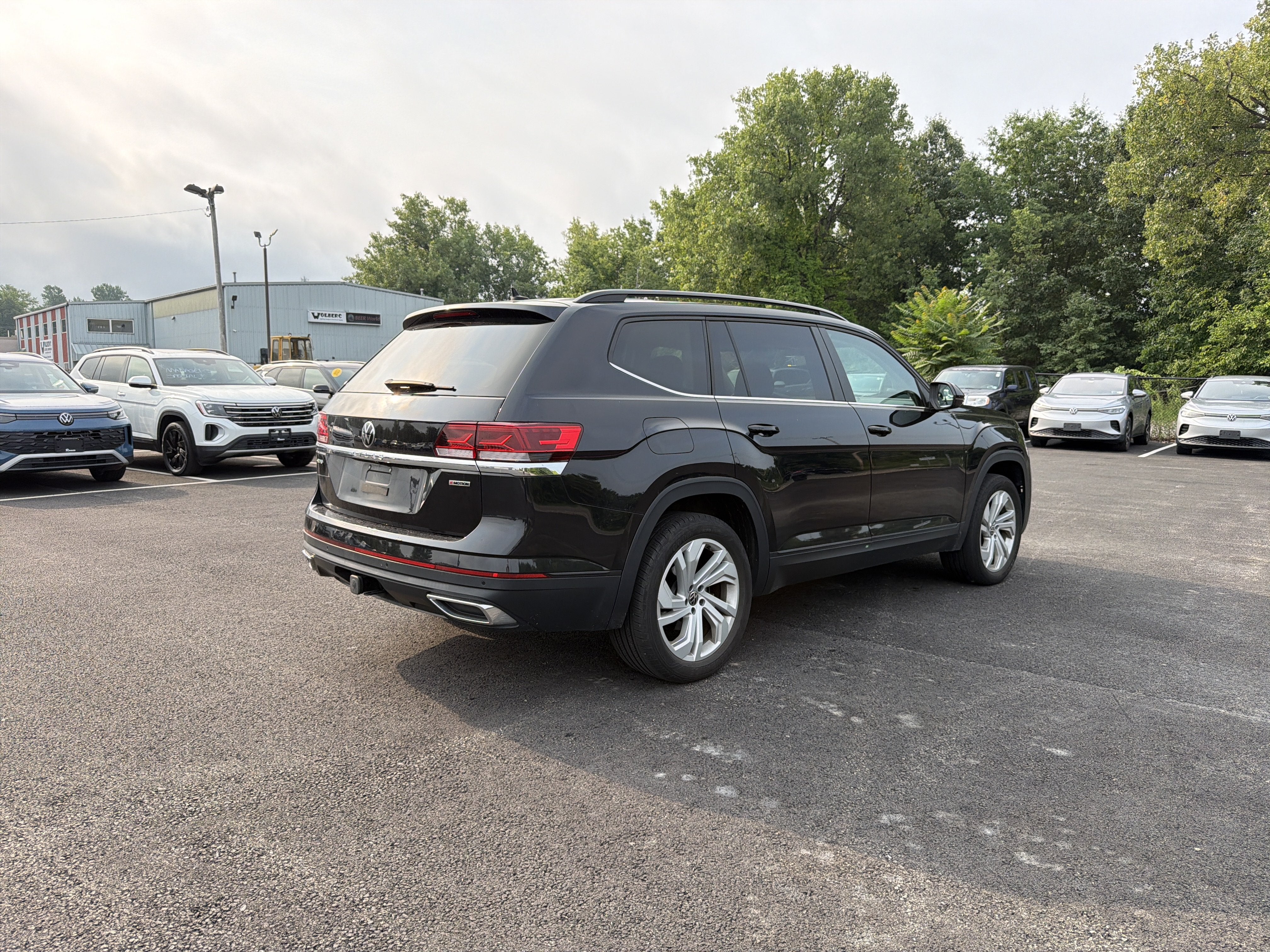 2022 Volkswagen Atlas 3.6L V6 SE w/Technology