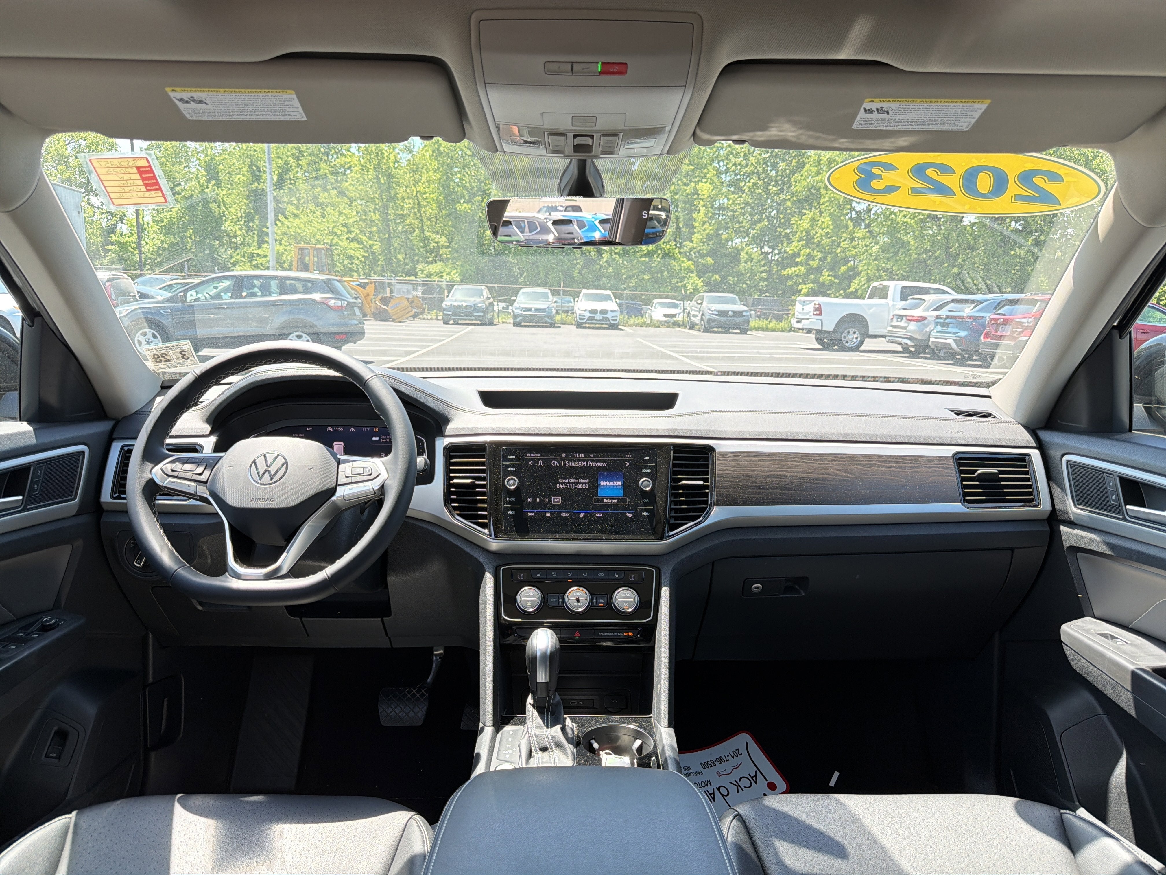 2023 Volkswagen Atlas 3.6L V6 SE w/Technology