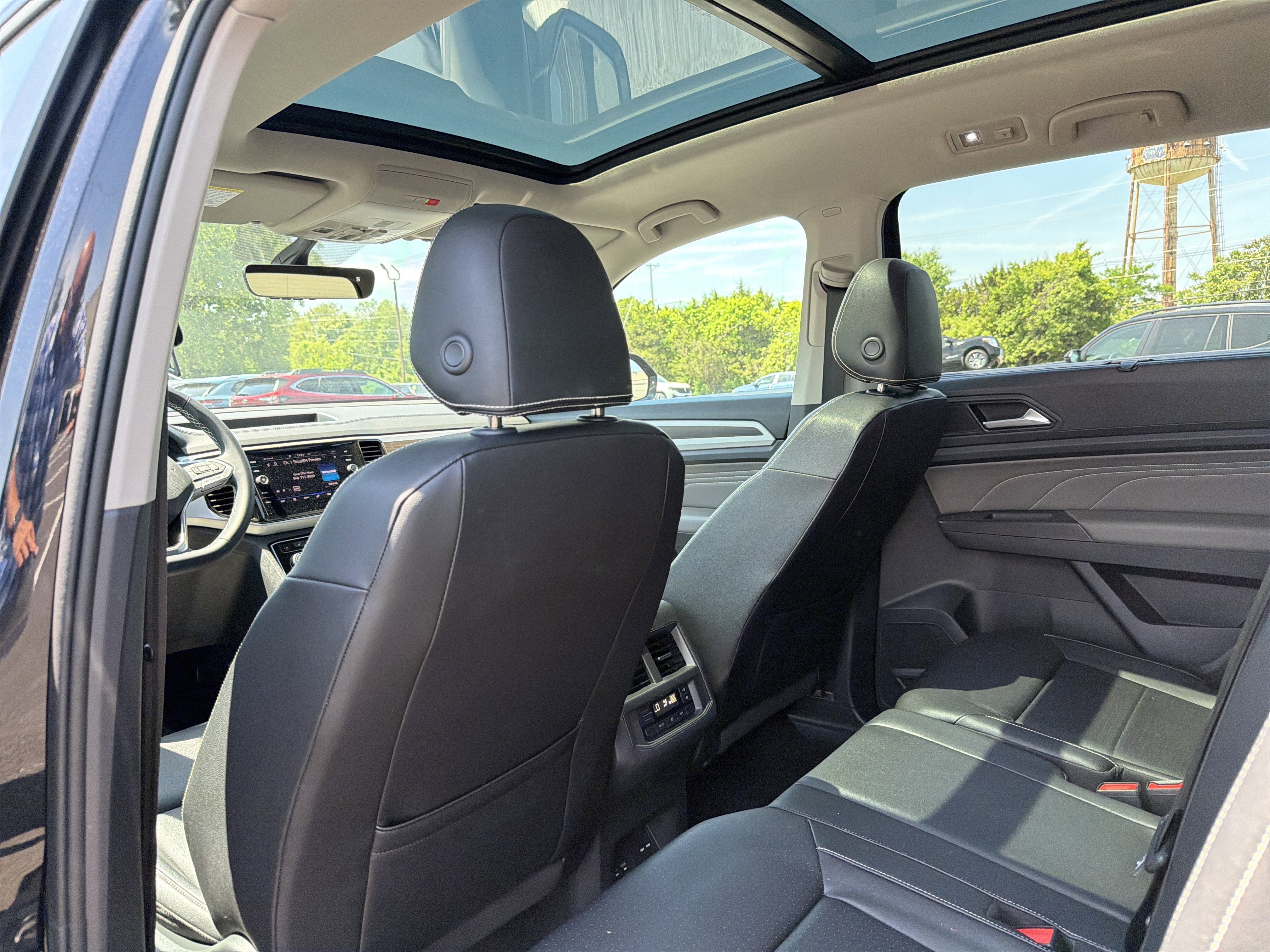 2023 Volkswagen Atlas 3.6L V6 SE w/Technology