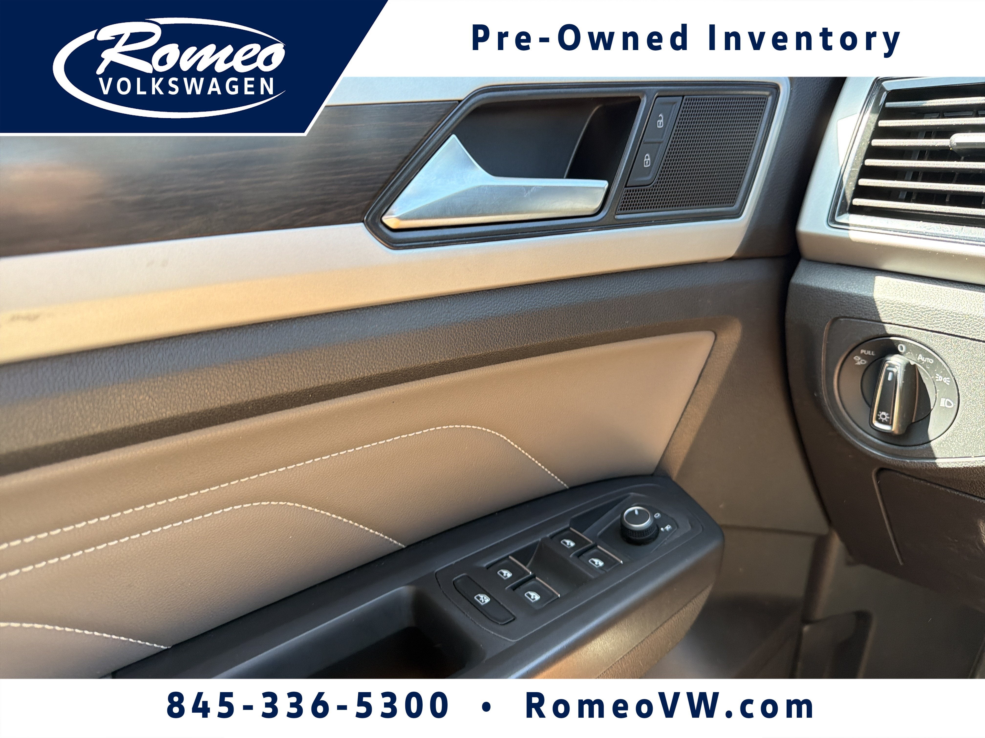 2023 Volkswagen Atlas 3.6L V6 SE w/Technology