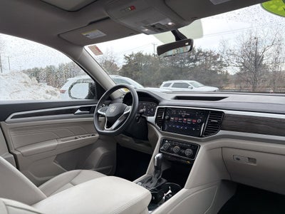 2022 Volkswagen Atlas 3.6L V6 SE w/Technology