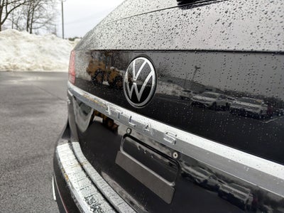 2022 Volkswagen Atlas 3.6L V6 SE w/Technology