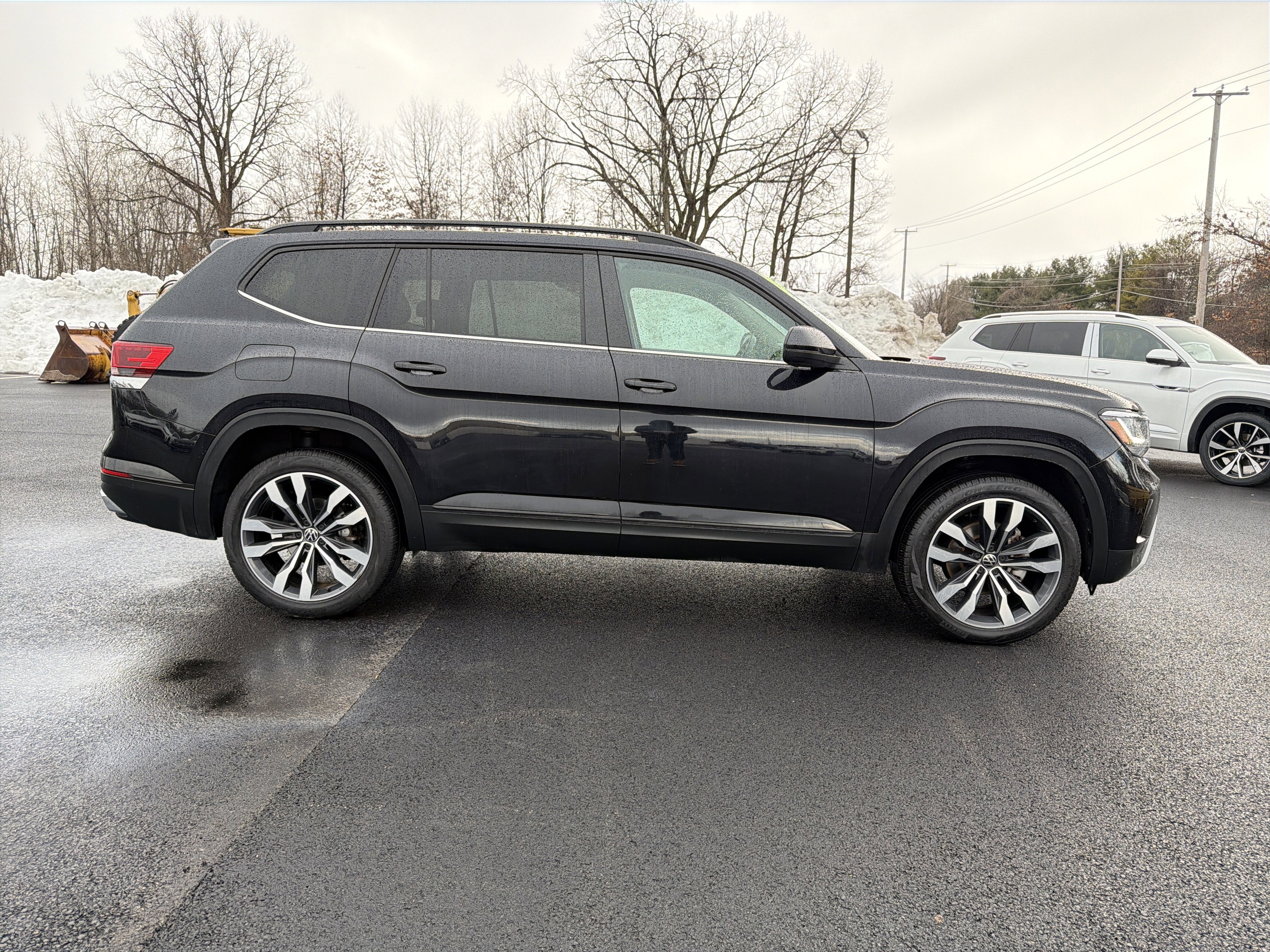 2022 Volkswagen Atlas 3.6L V6 SE w/Technology