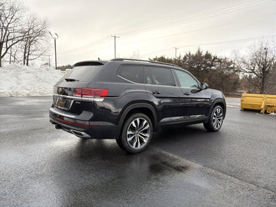 2022 Volkswagen Atlas 3.6L V6 SE w/Technology