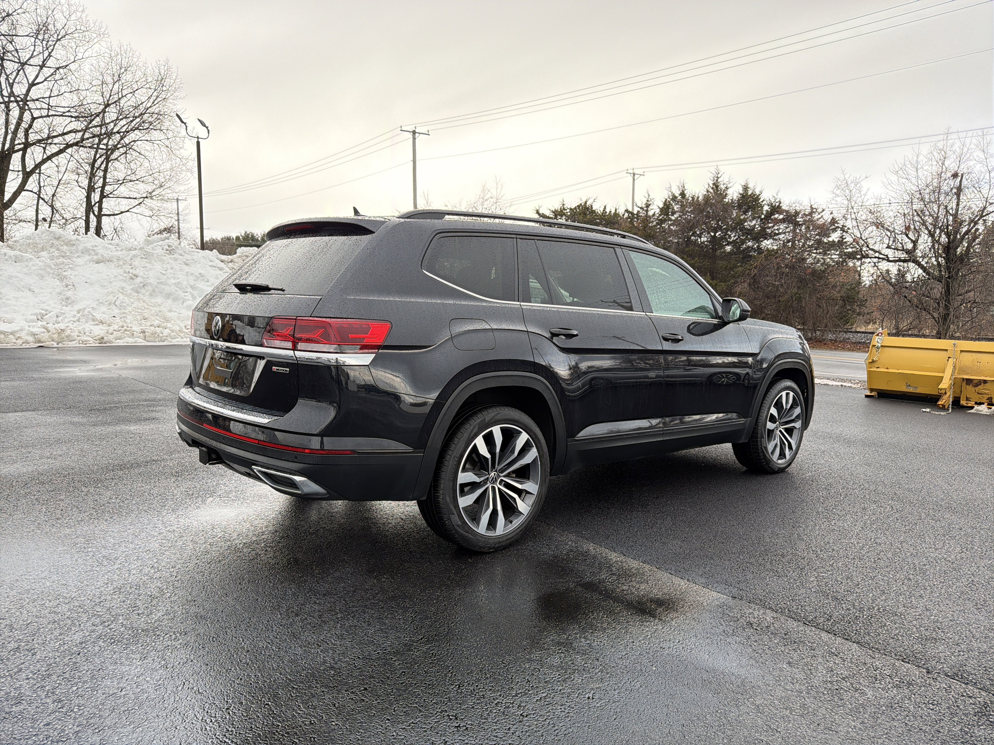 2022 Volkswagen Atlas 3.6L V6 SE w/Technology