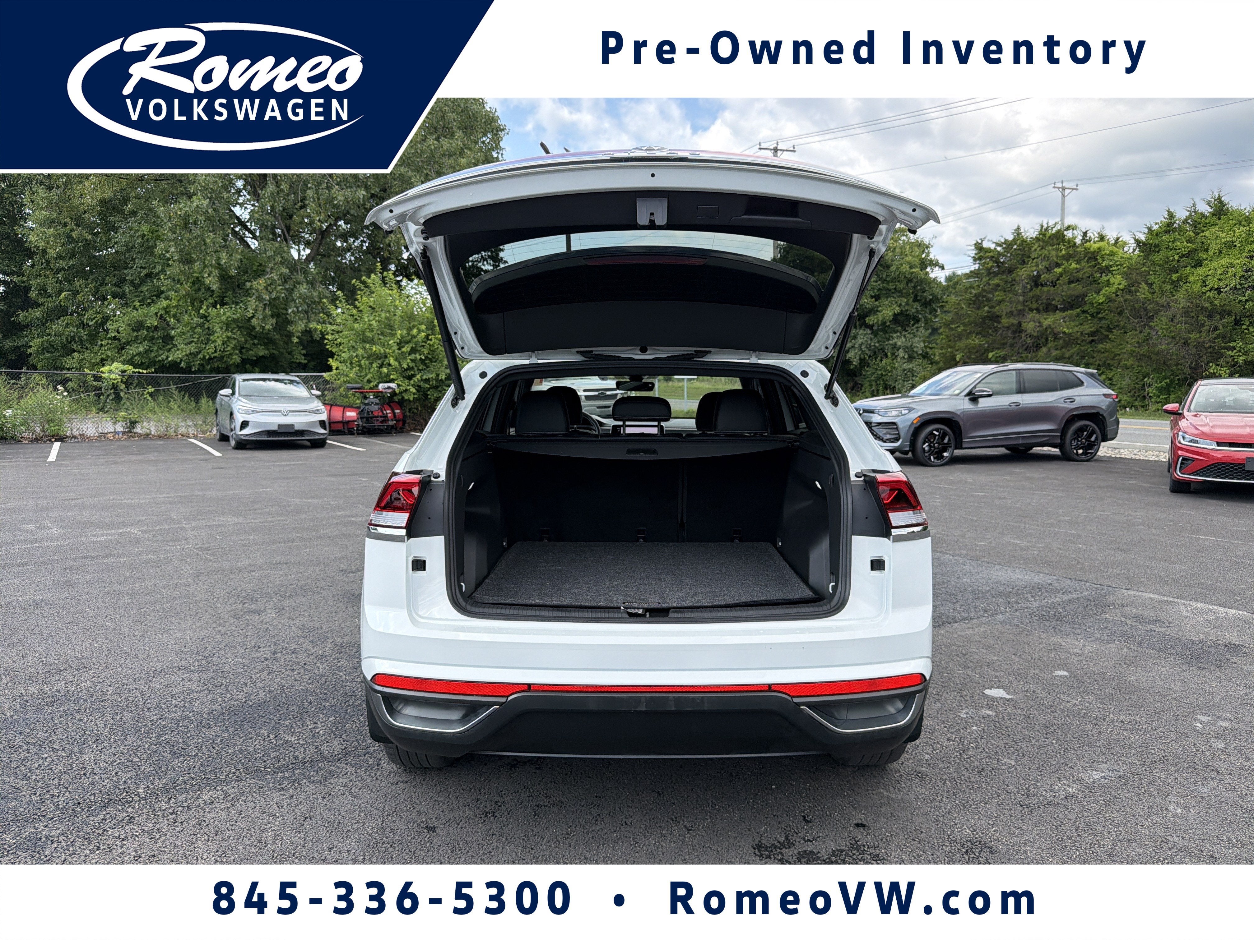 2024 Volkswagen Atlas Cross Sport 2.0T SE