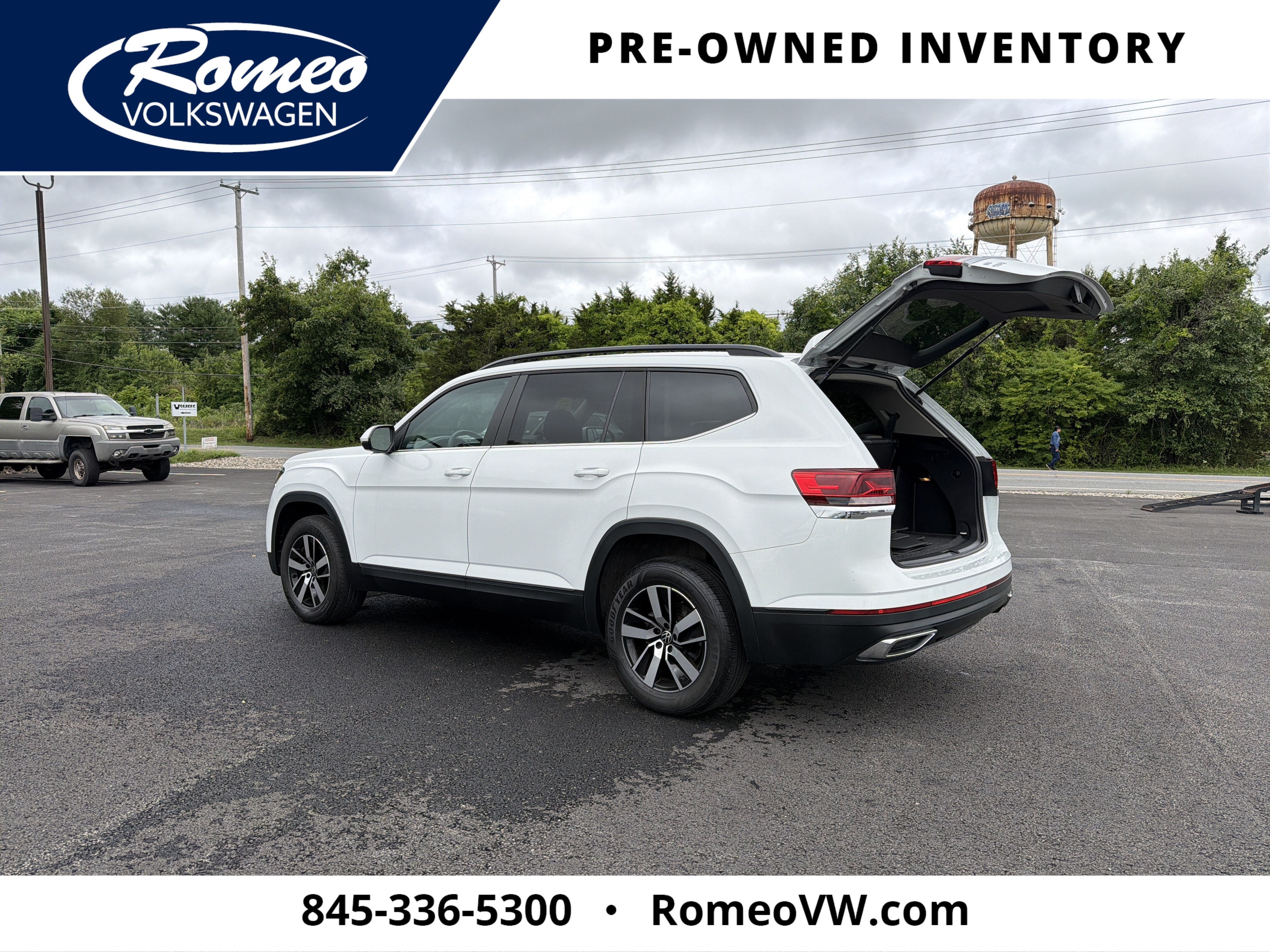 2023 Volkswagen Atlas 2.0T SE