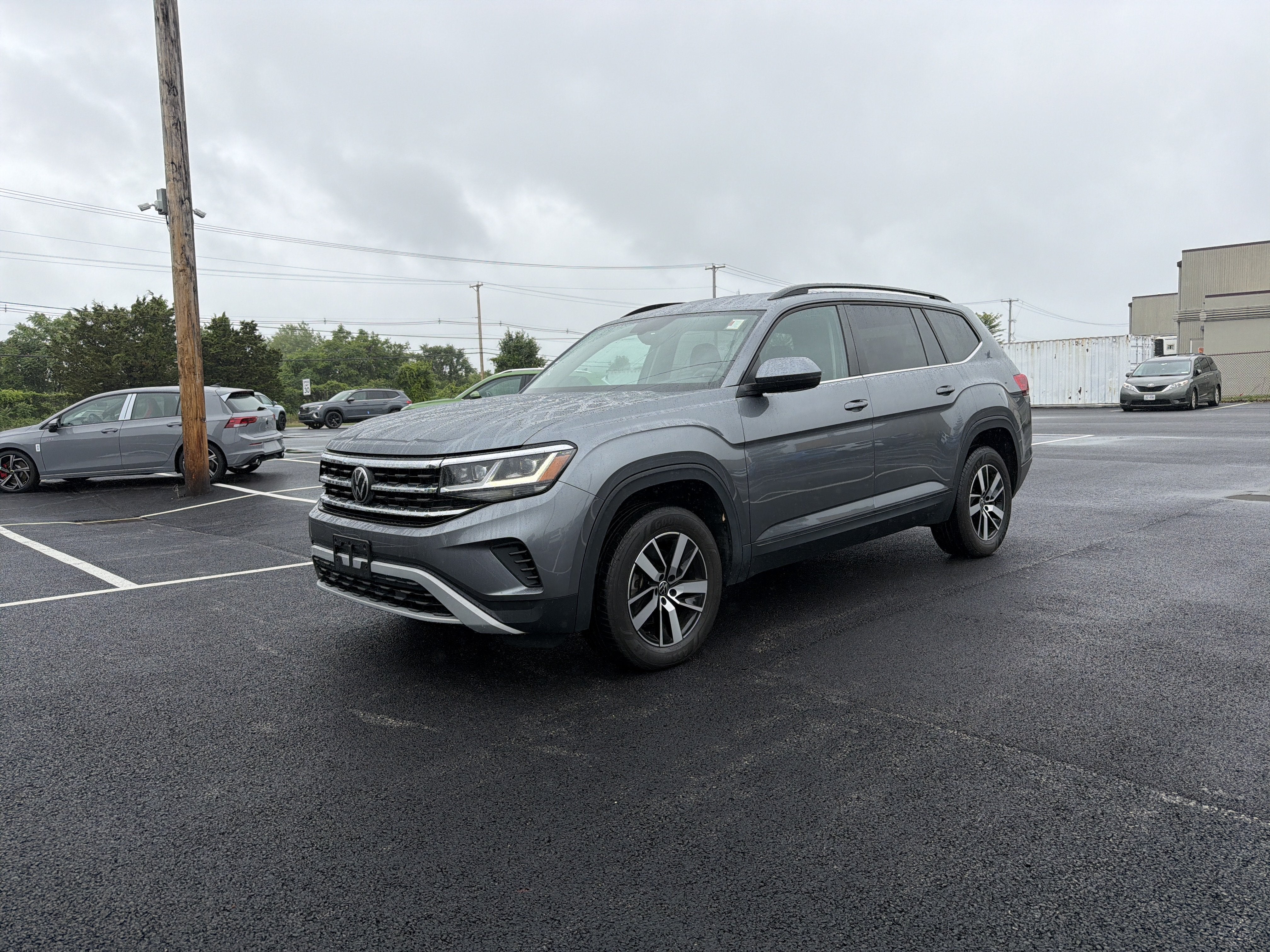 2023 Volkswagen Atlas 2.0T SE