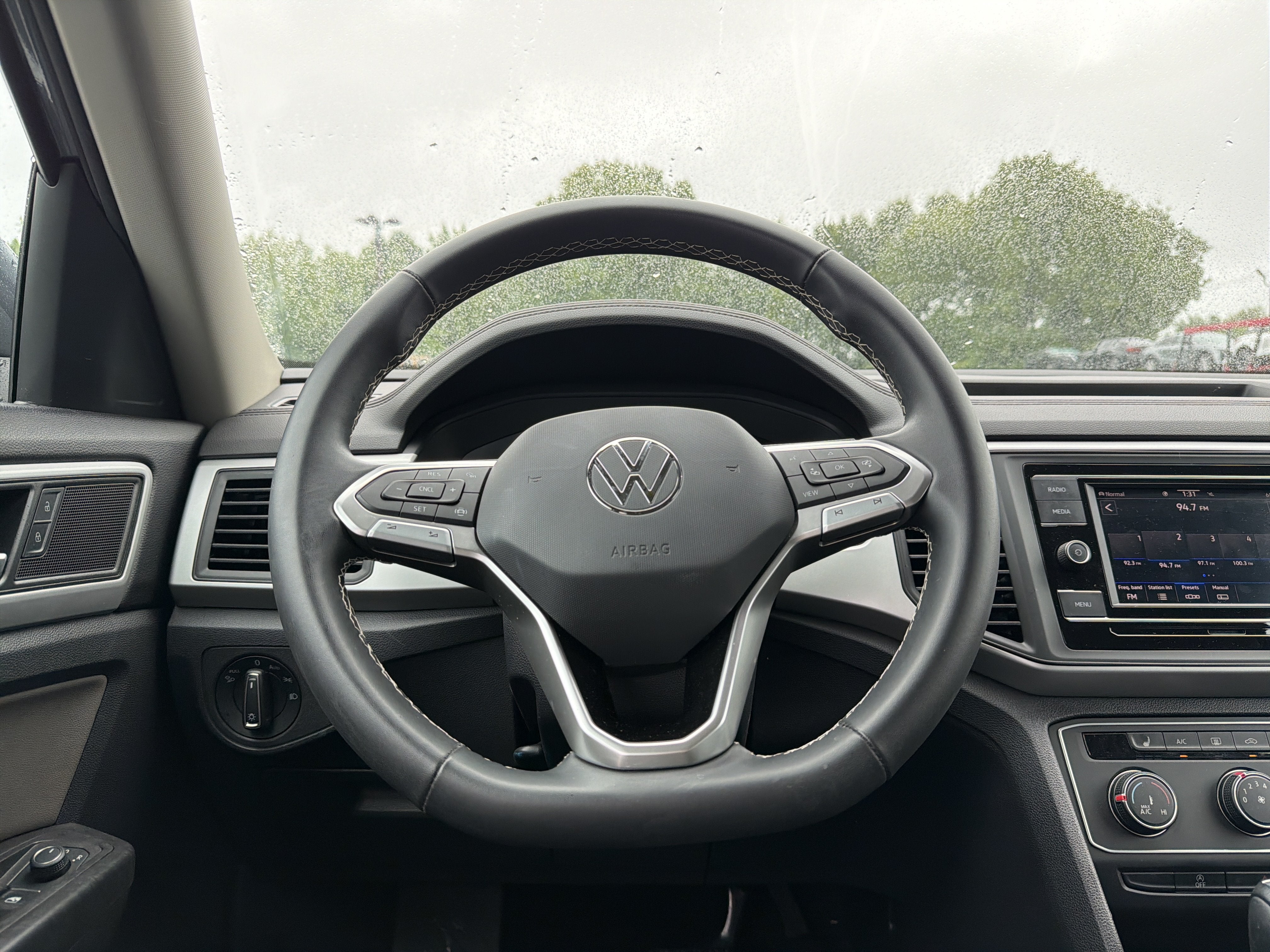 2023 Volkswagen Atlas 2.0T SE