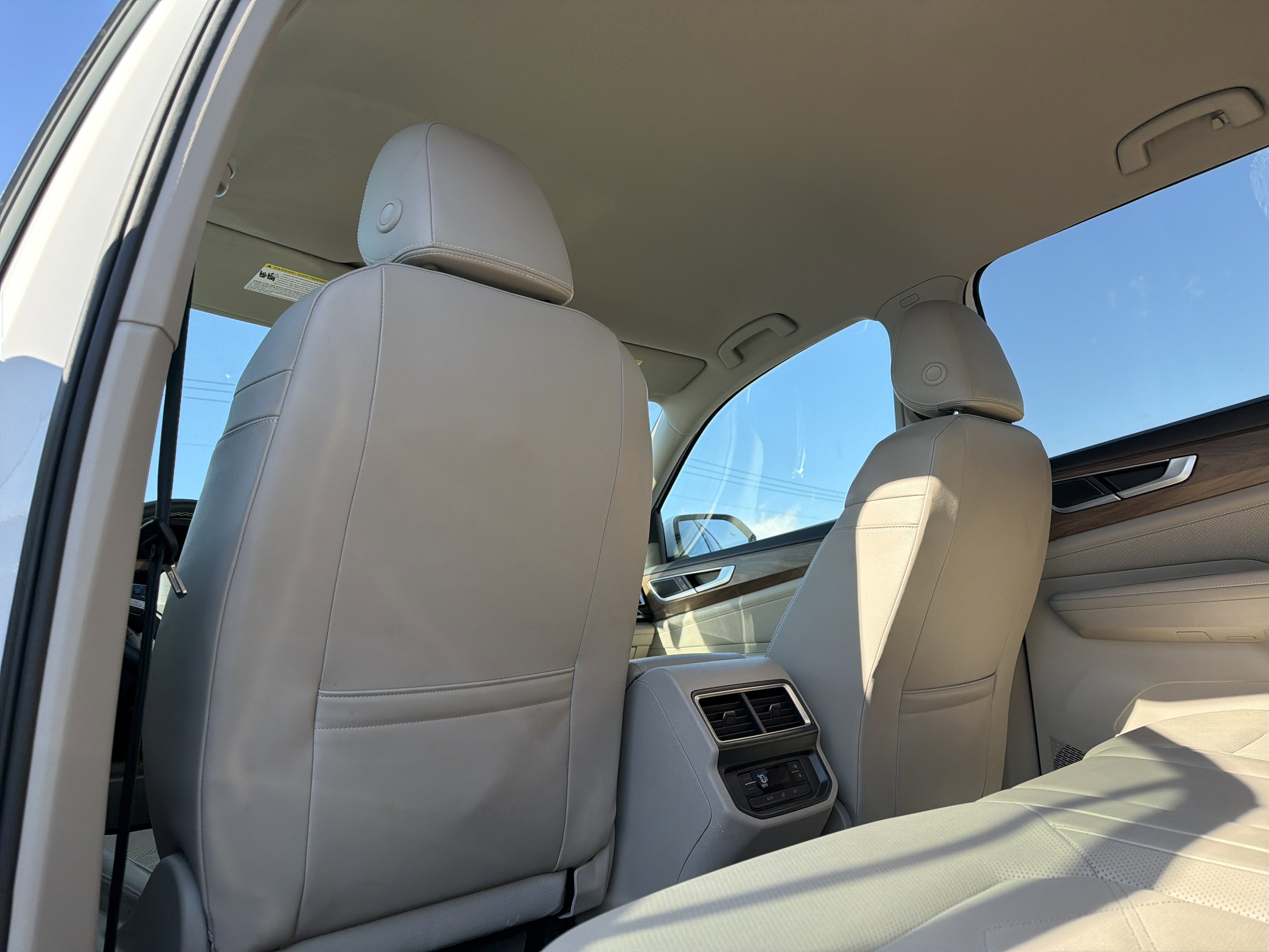 2024 Volkswagen Atlas 2.0T SE