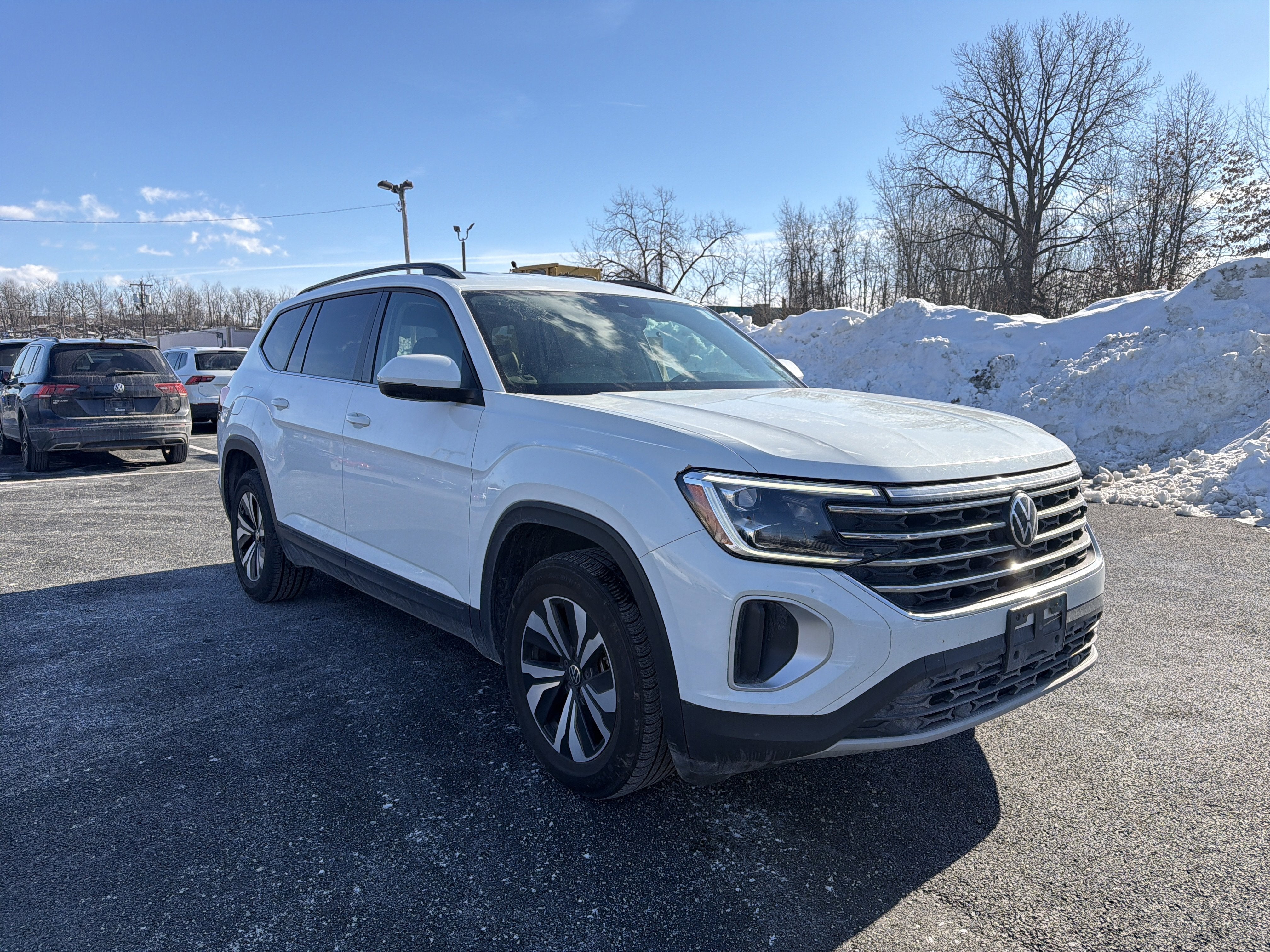 2024 Volkswagen Atlas 2.0T SE