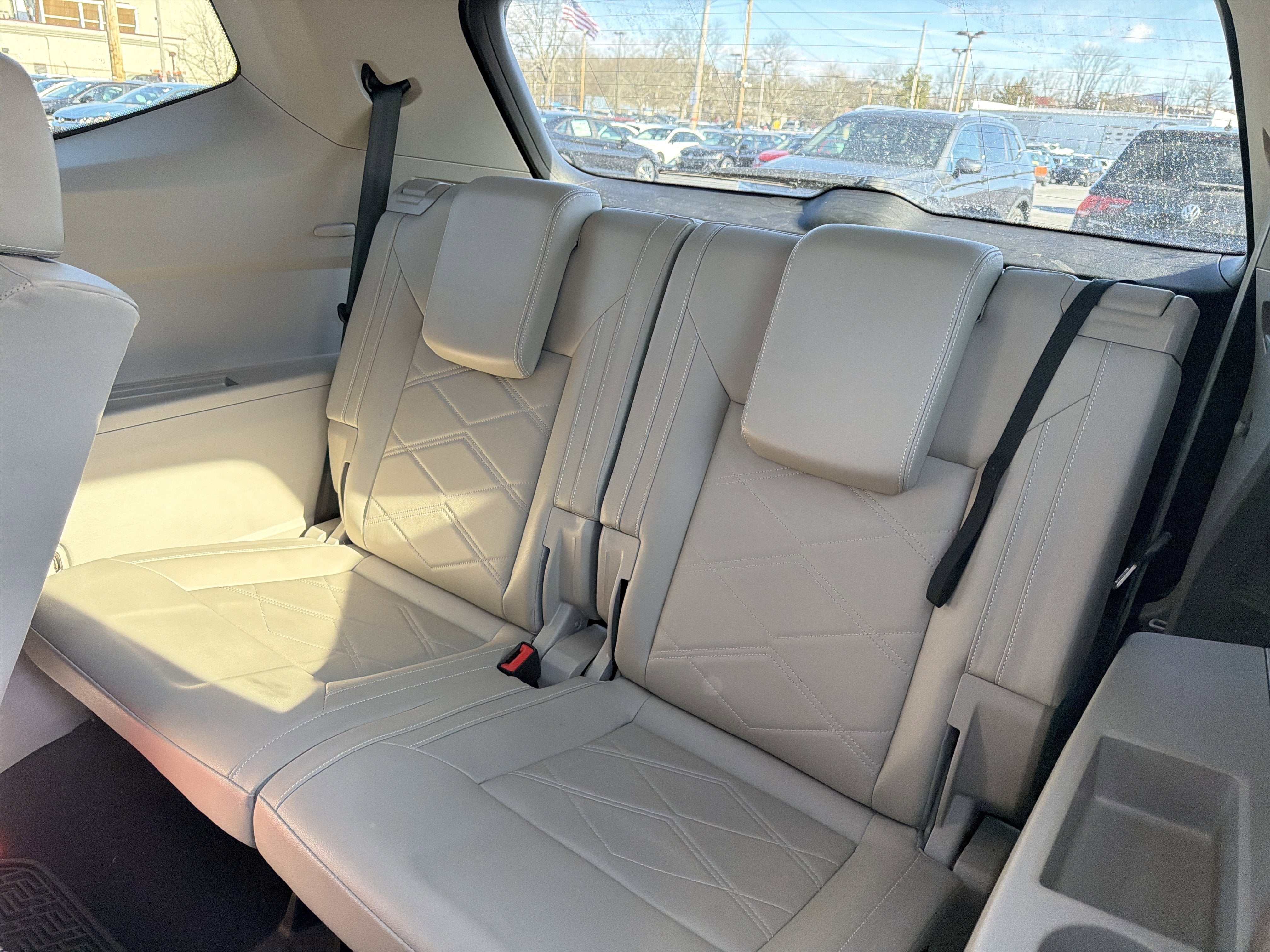 2024 Volkswagen Atlas 2.0T SE