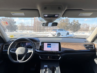 2024 Volkswagen Atlas 2.0T SE