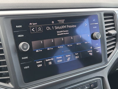 2021 Volkswagen Atlas Cross Sport 3.6L V6 SE w/Technology R-Line