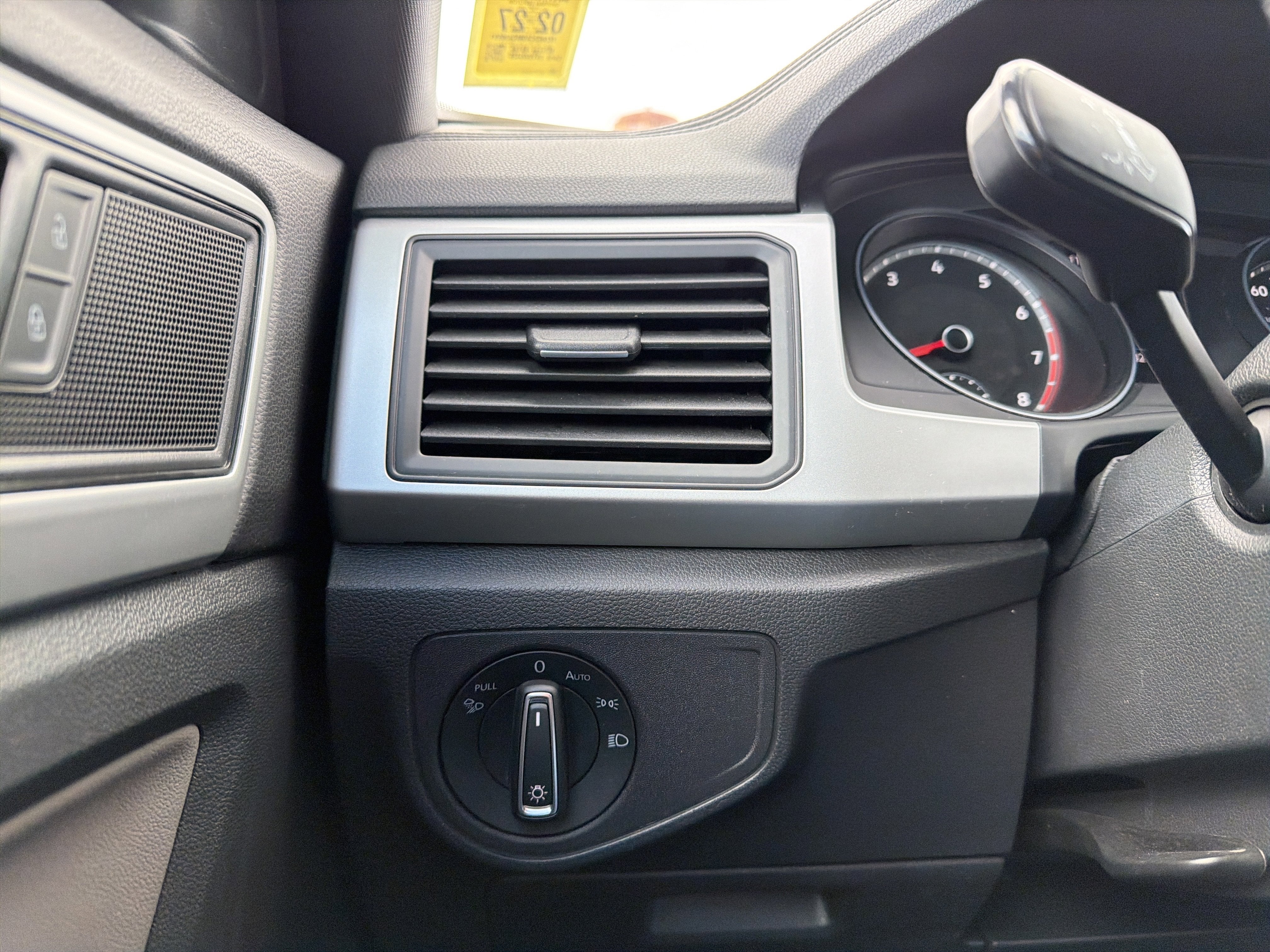 2021 Volkswagen Atlas Cross Sport 3.6L V6 SE w/Technology R-Line