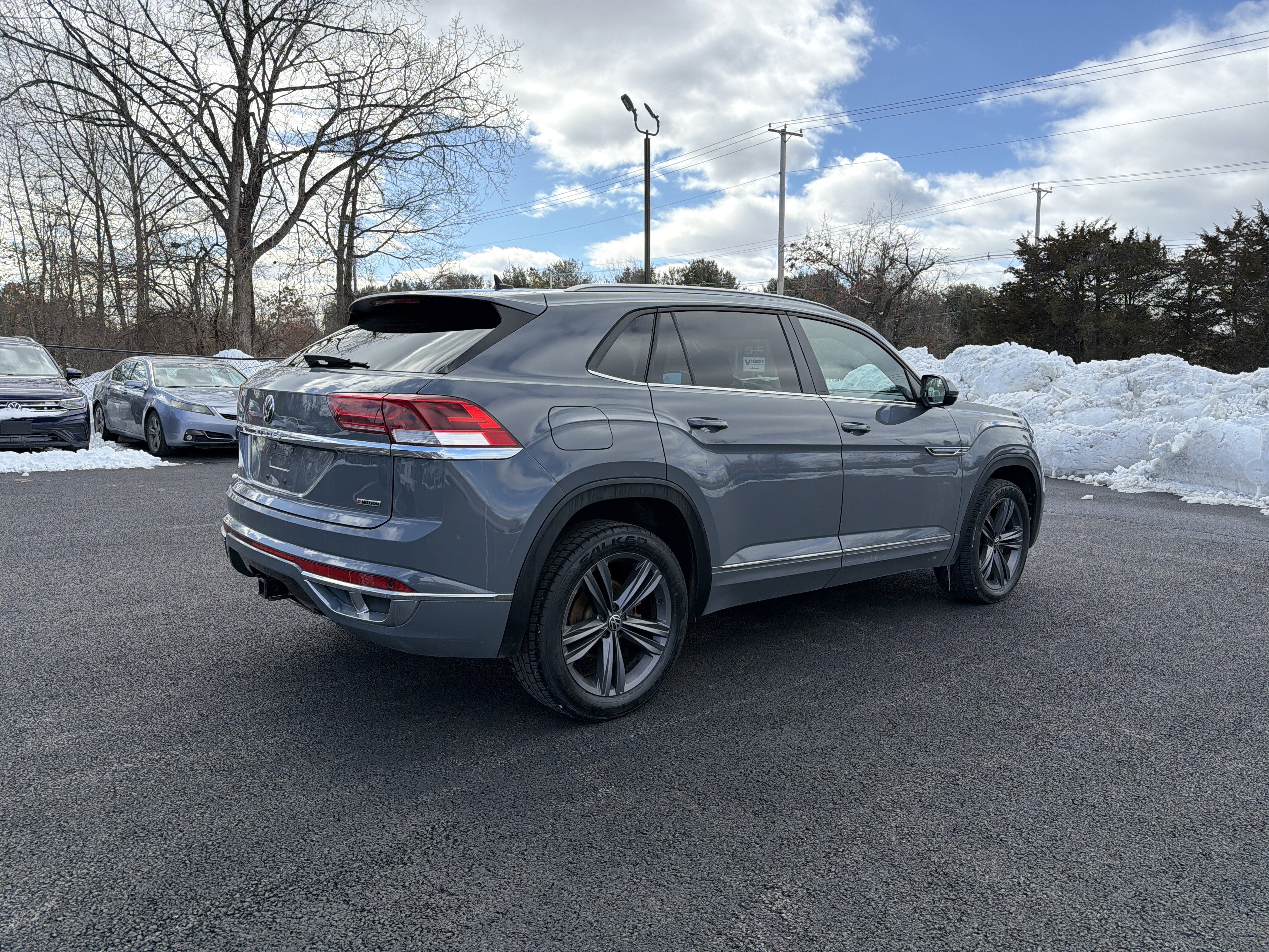 2021 Volkswagen Atlas Cross Sport 3.6L V6 SE w/Technology R-Line