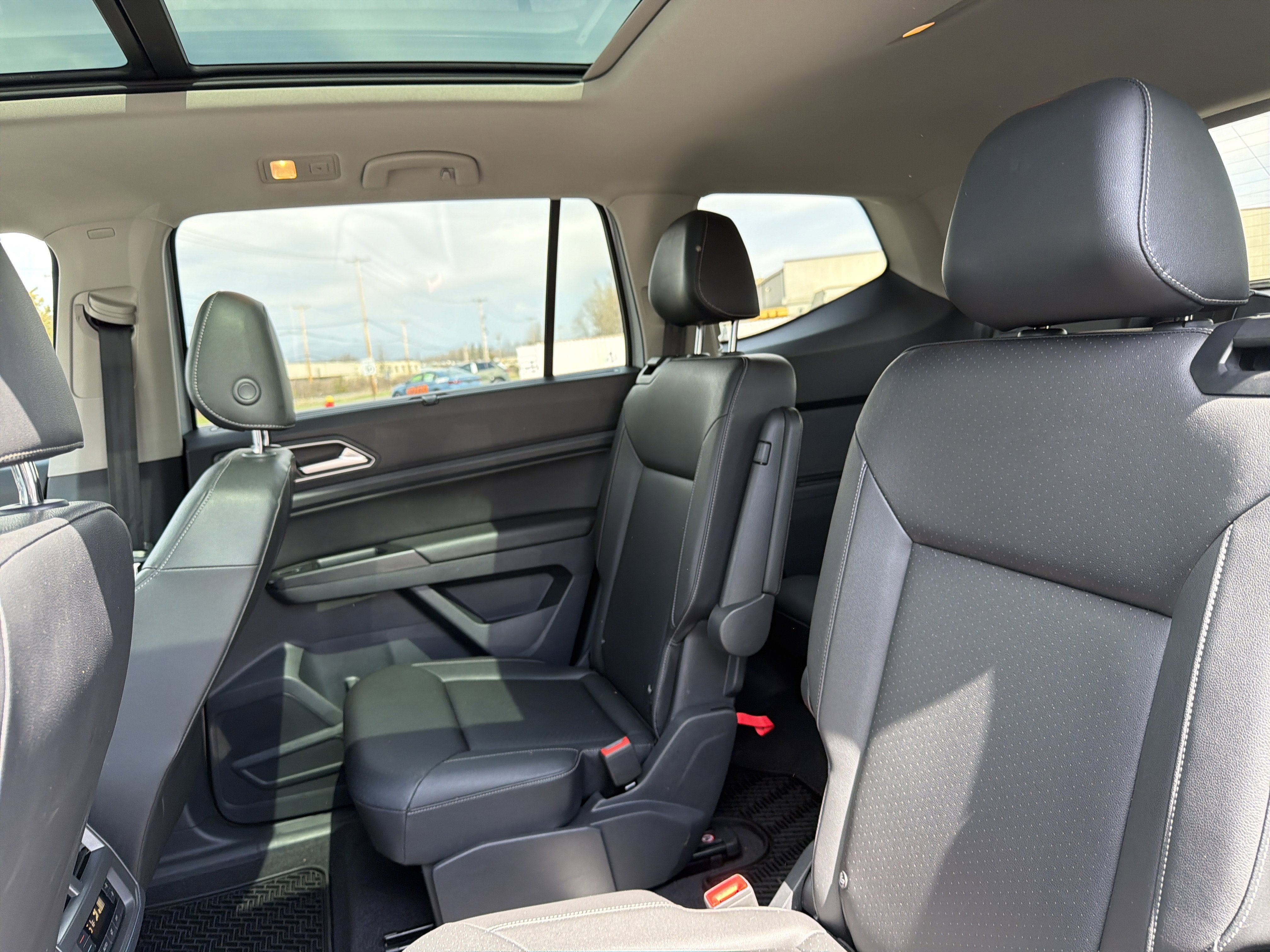 2019 Volkswagen Atlas 3.6L V6 SEL R-Line R-Line