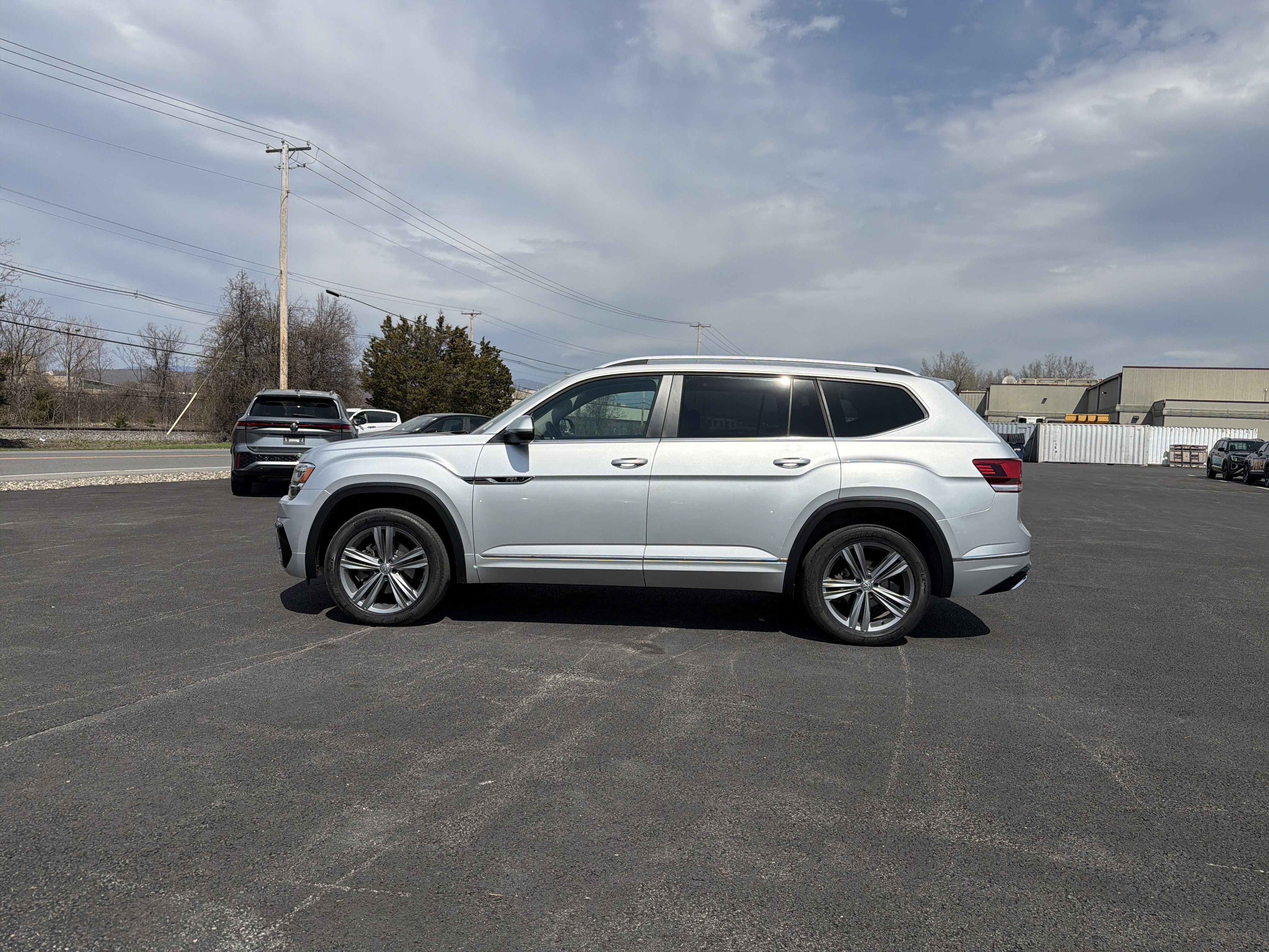 2019 Volkswagen Atlas 3.6L V6 SEL R-Line R-Line