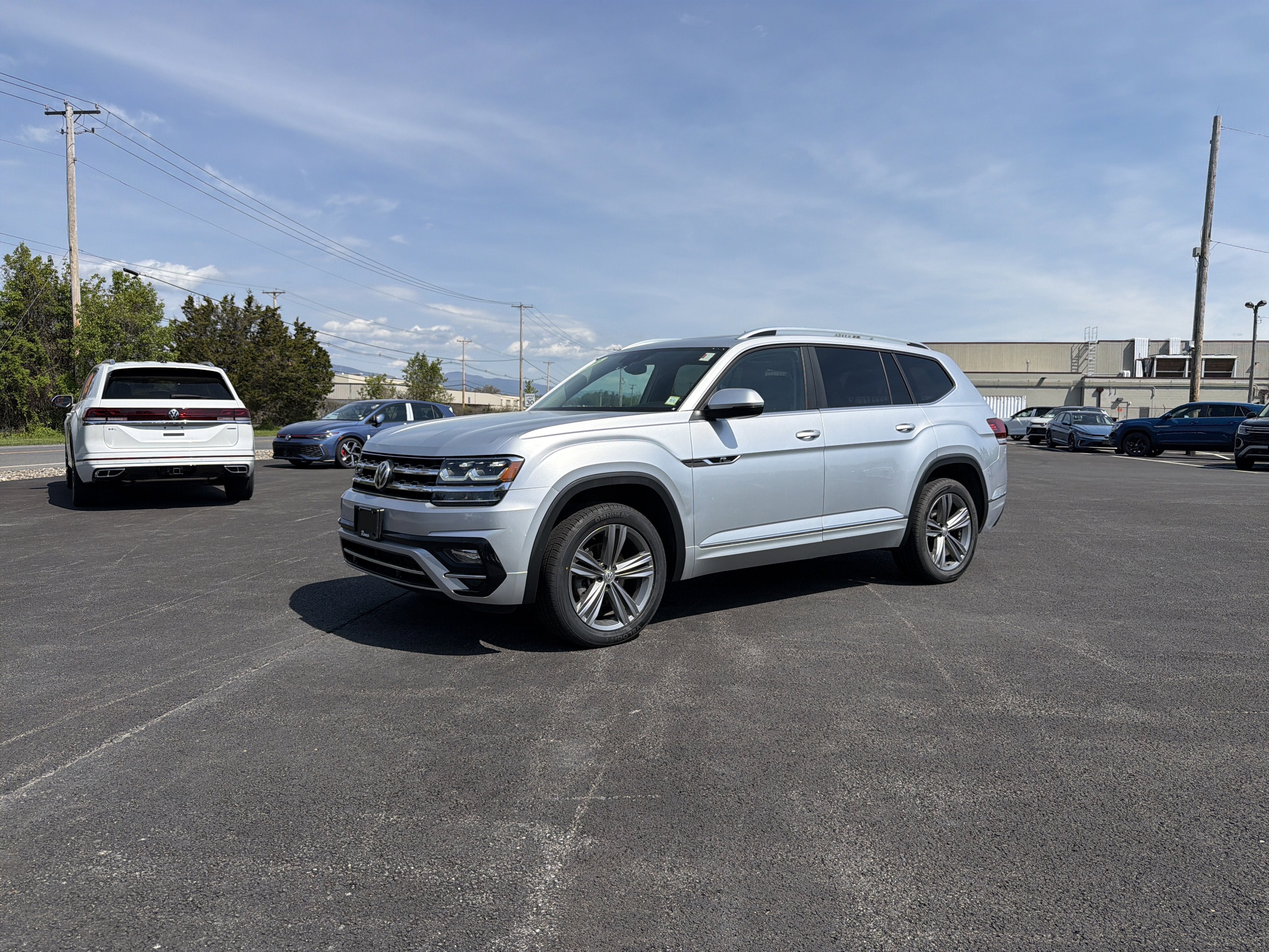 2019 Volkswagen Atlas 3.6L V6 SEL R-Line R-Line