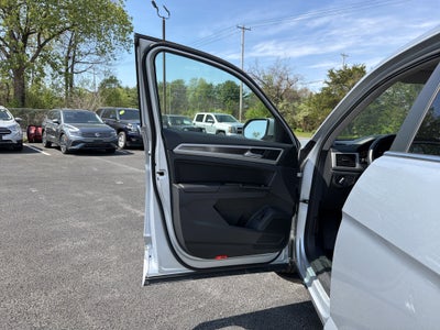 2019 Volkswagen Atlas 3.6L V6 SEL R-Line R-Line