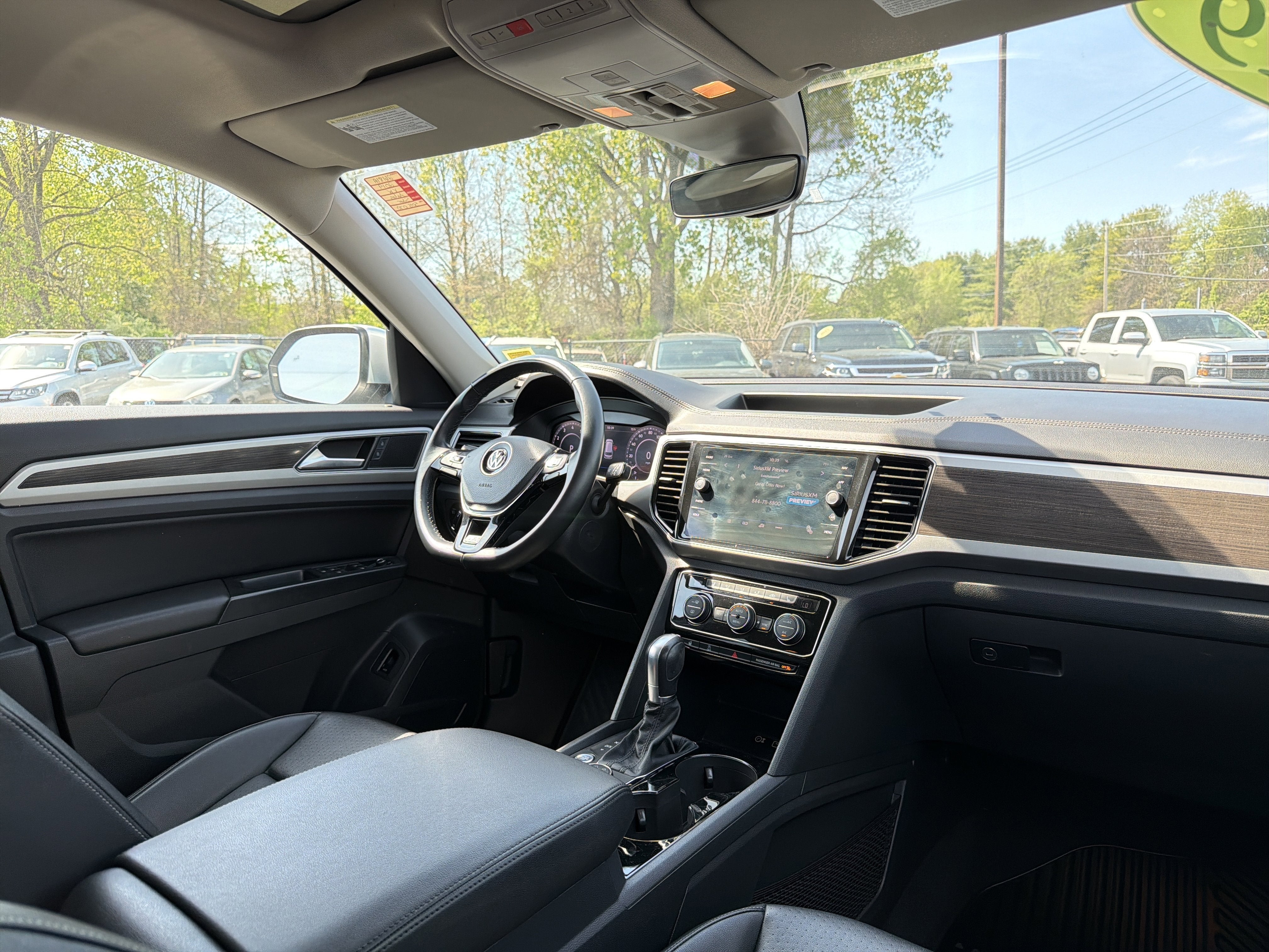 2019 Volkswagen Atlas 3.6L V6 SEL R-Line R-Line