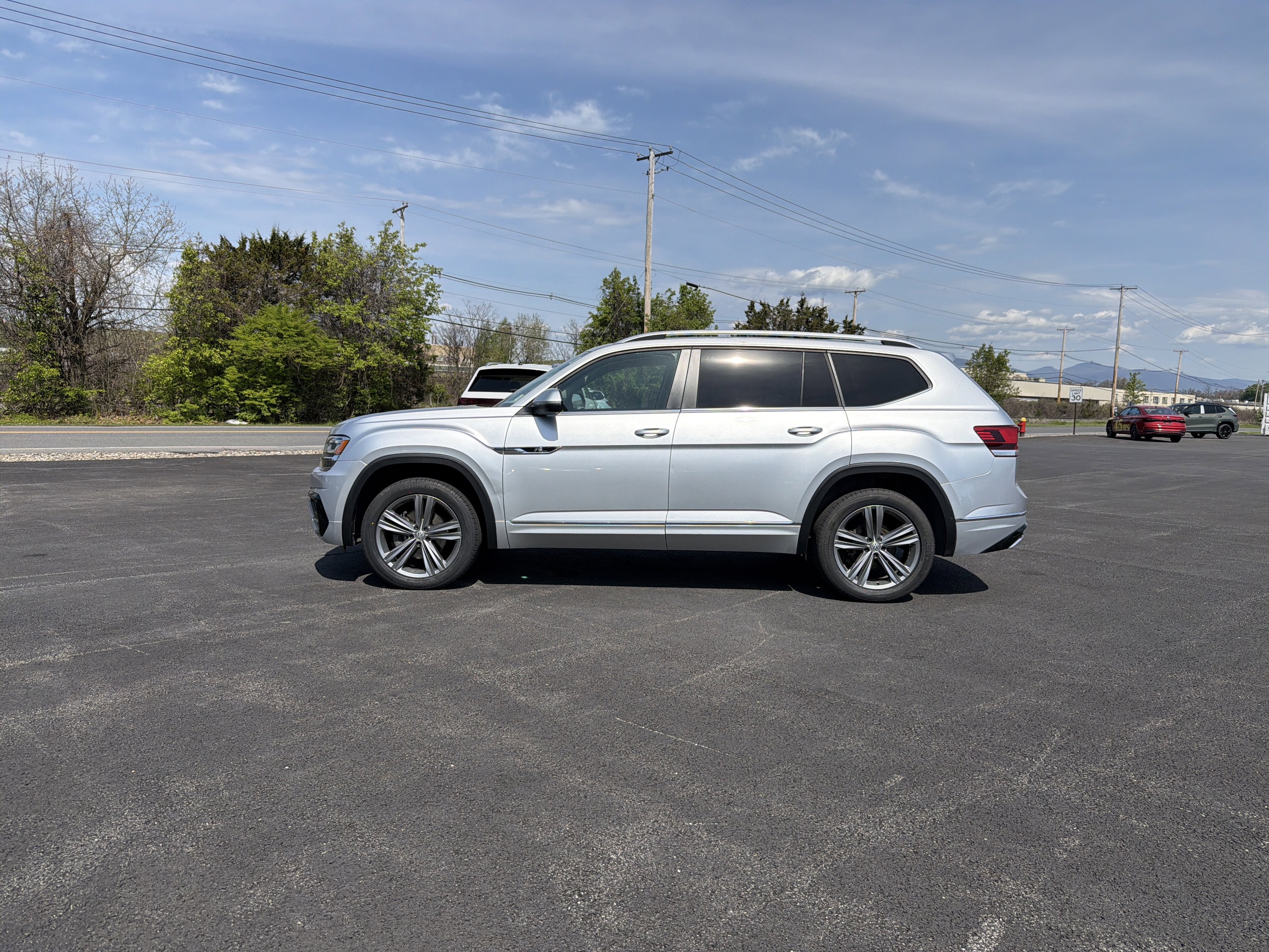 2019 Volkswagen Atlas 3.6L V6 SEL R-Line R-Line