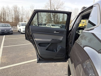 2023 Volkswagen Atlas Cross Sport 2.0T SEL R-Line