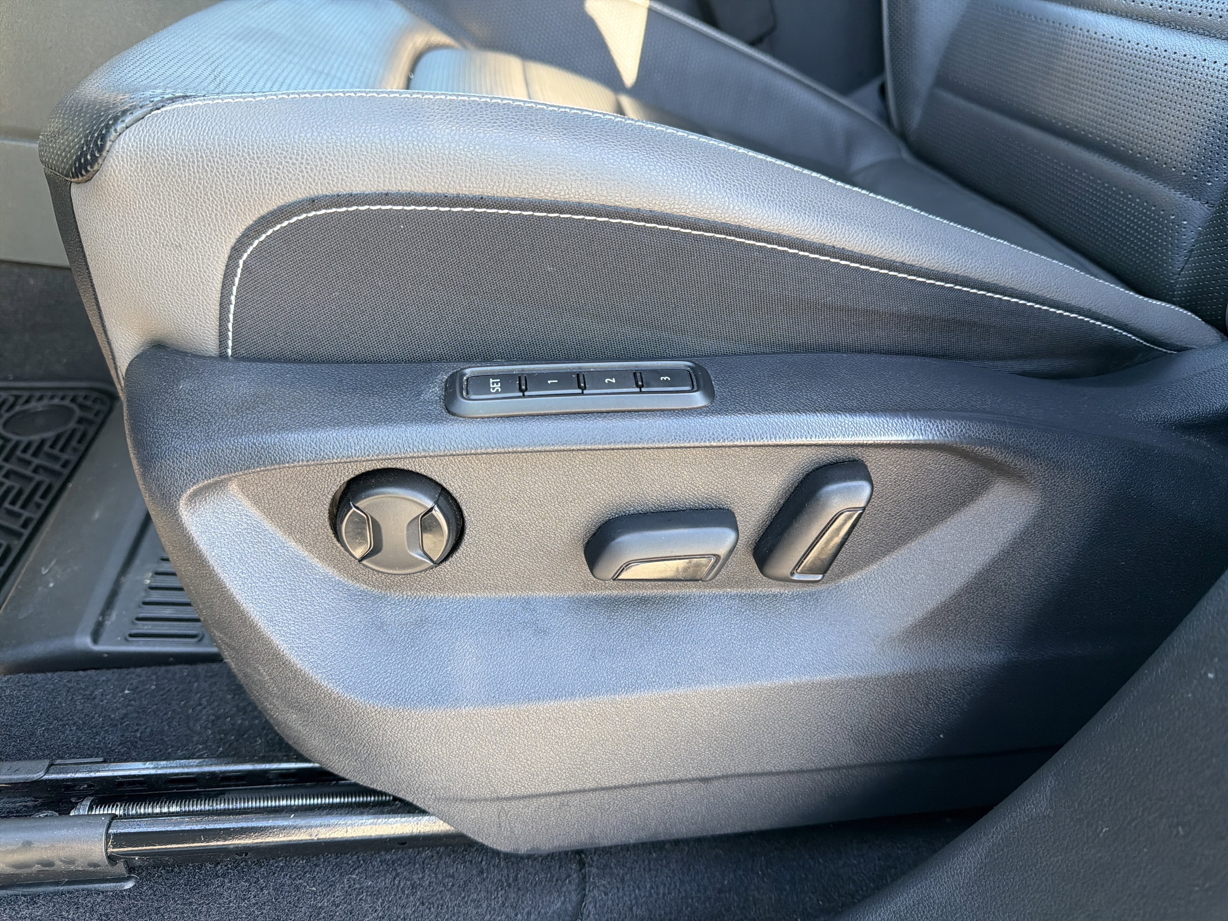 2021 Volkswagen Atlas SEL Premium