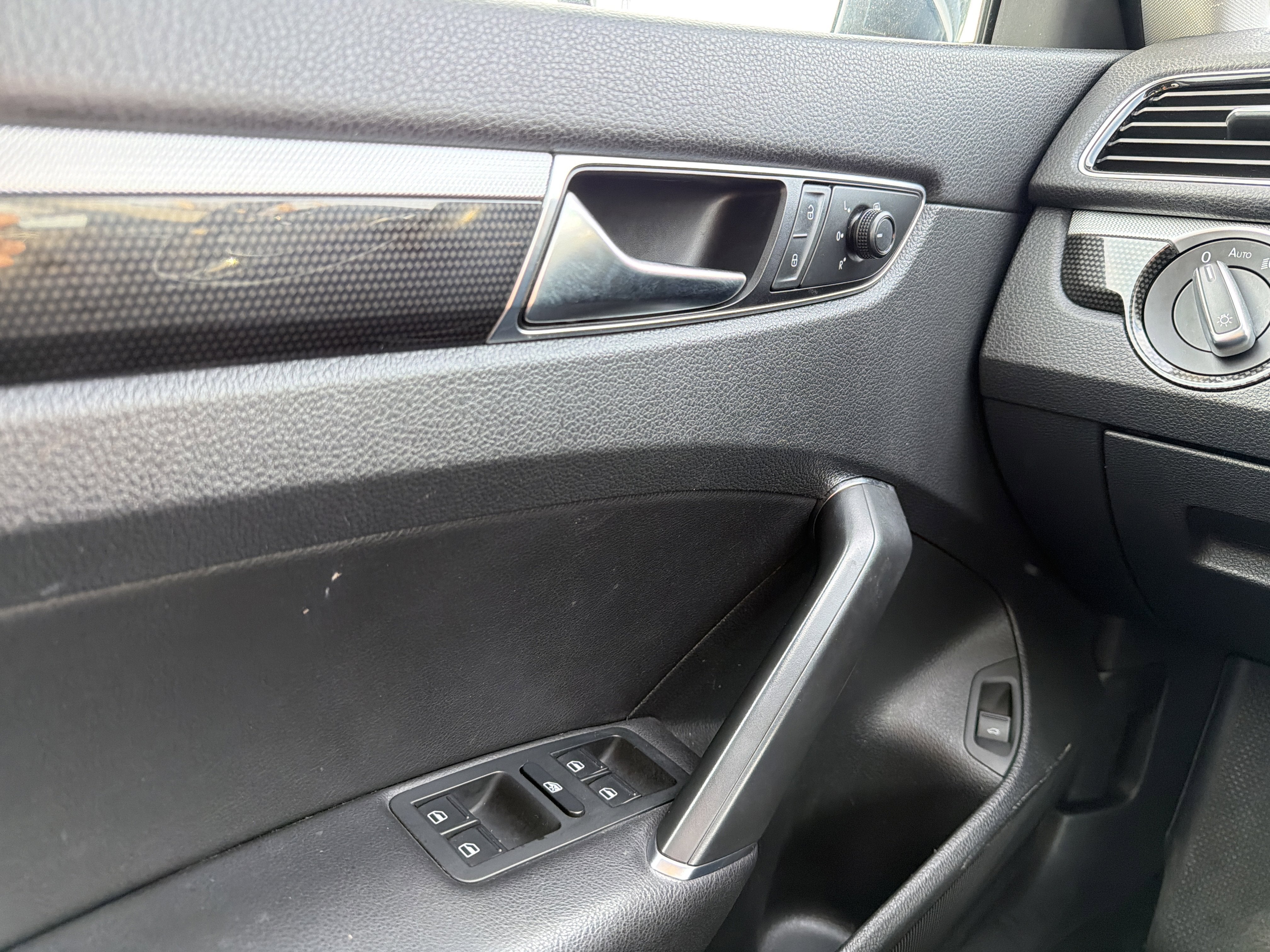 2019 Volkswagen Passat 2.0T SE R-Line