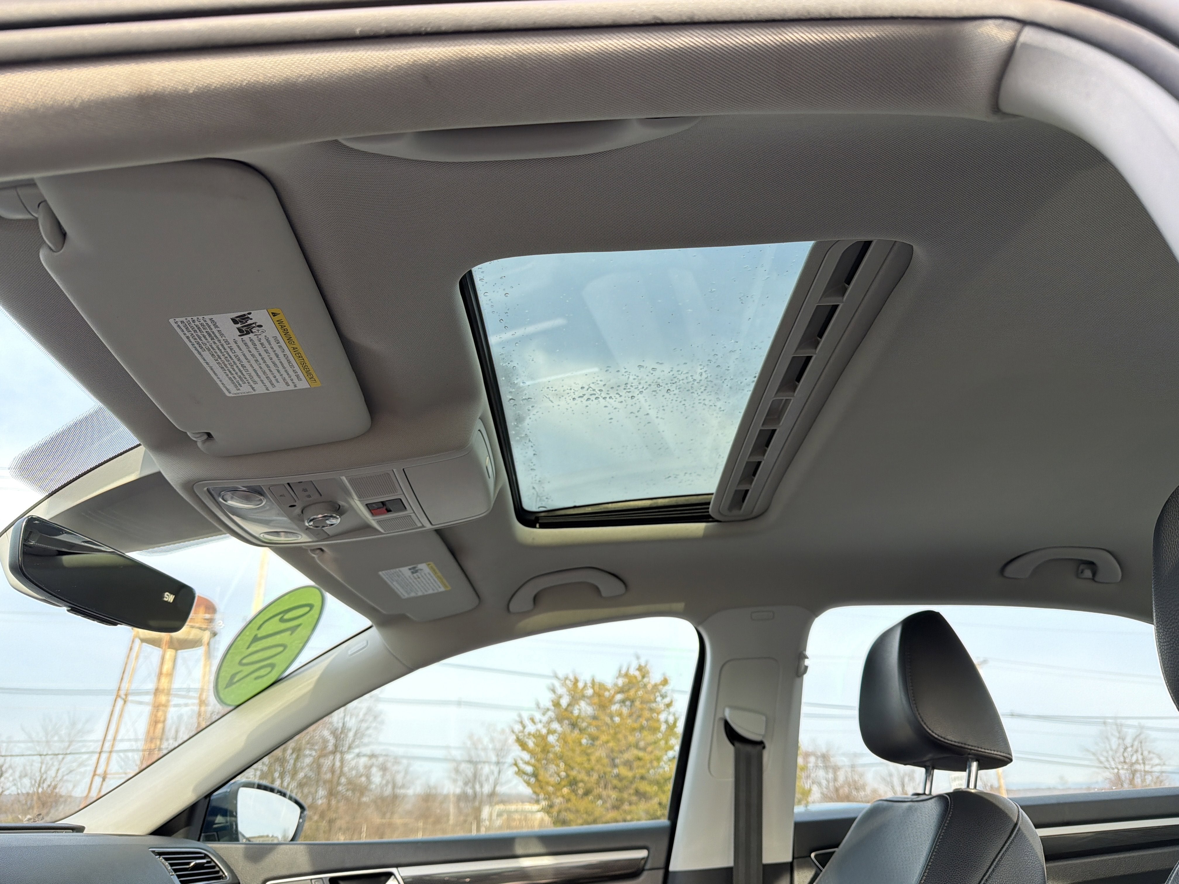 2019 Volkswagen Passat 2.0T SE R-Line