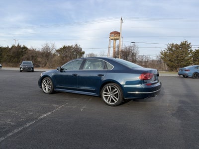 2019 Volkswagen Passat 2.0T SE R-Line