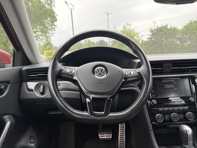 2020 Volkswagen Passat 2.0T R-Line