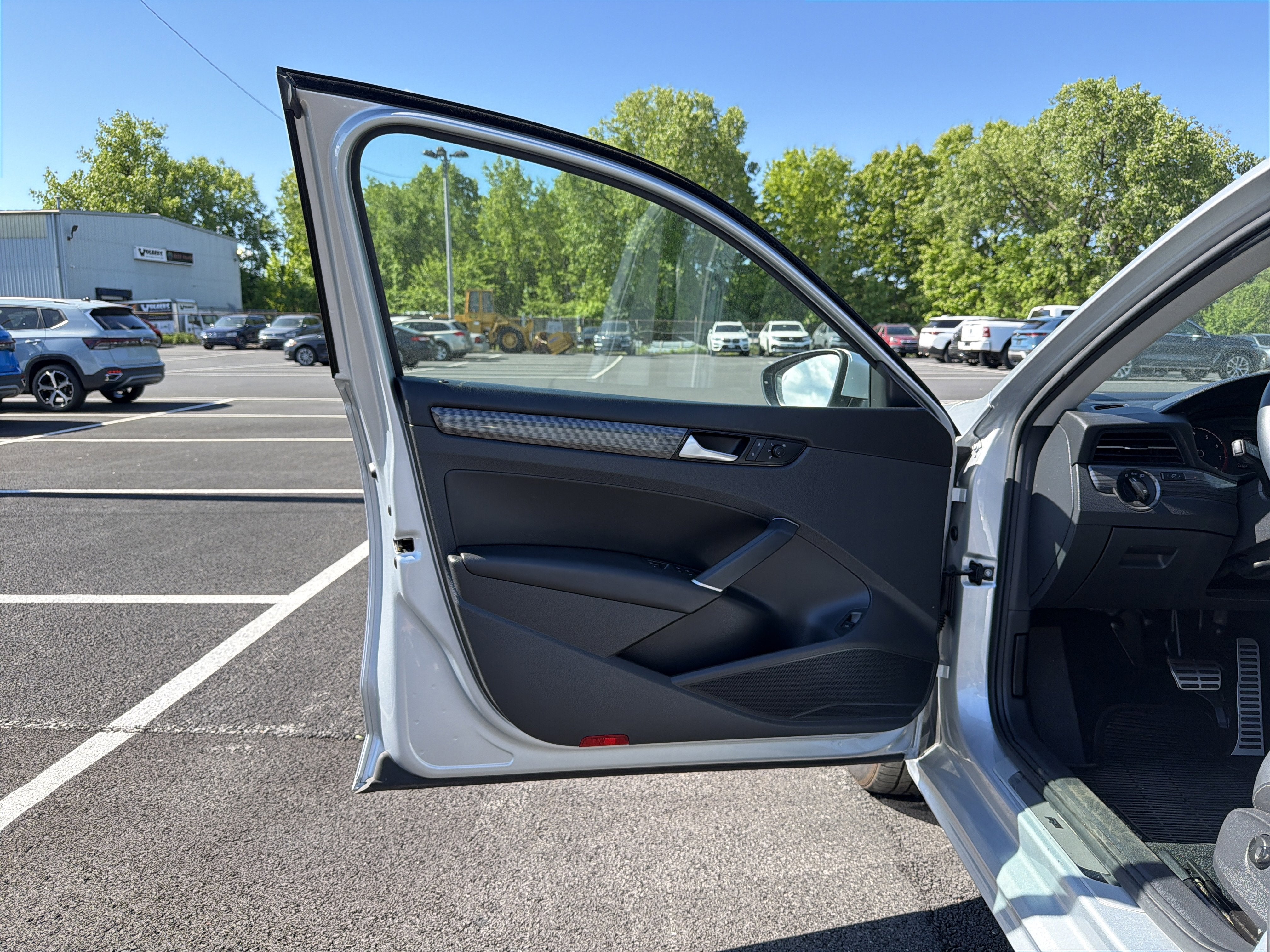 2020 Volkswagen Passat 2.0T R-Line