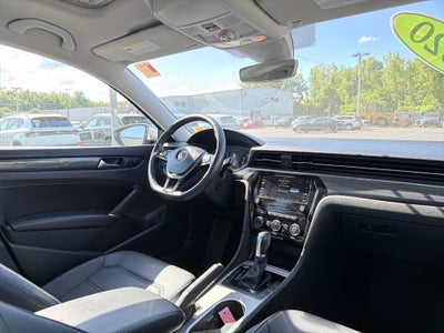 2020 Volkswagen Passat 2.0T R-Line