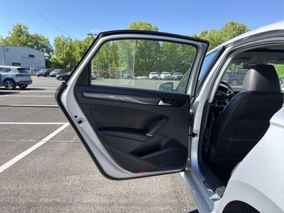 2020 Volkswagen Passat 2.0T R-Line