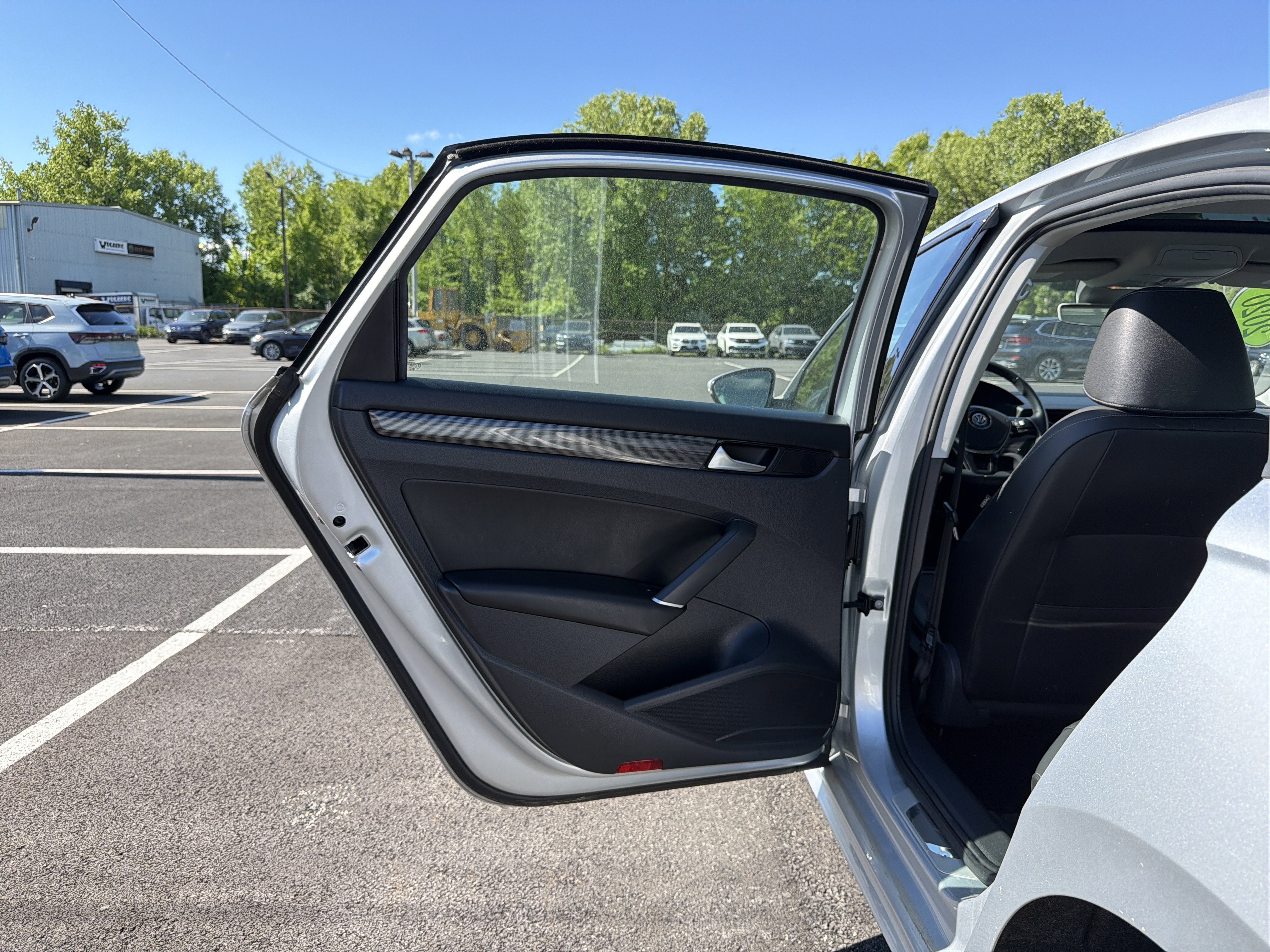 2020 Volkswagen Passat 2.0T R-Line