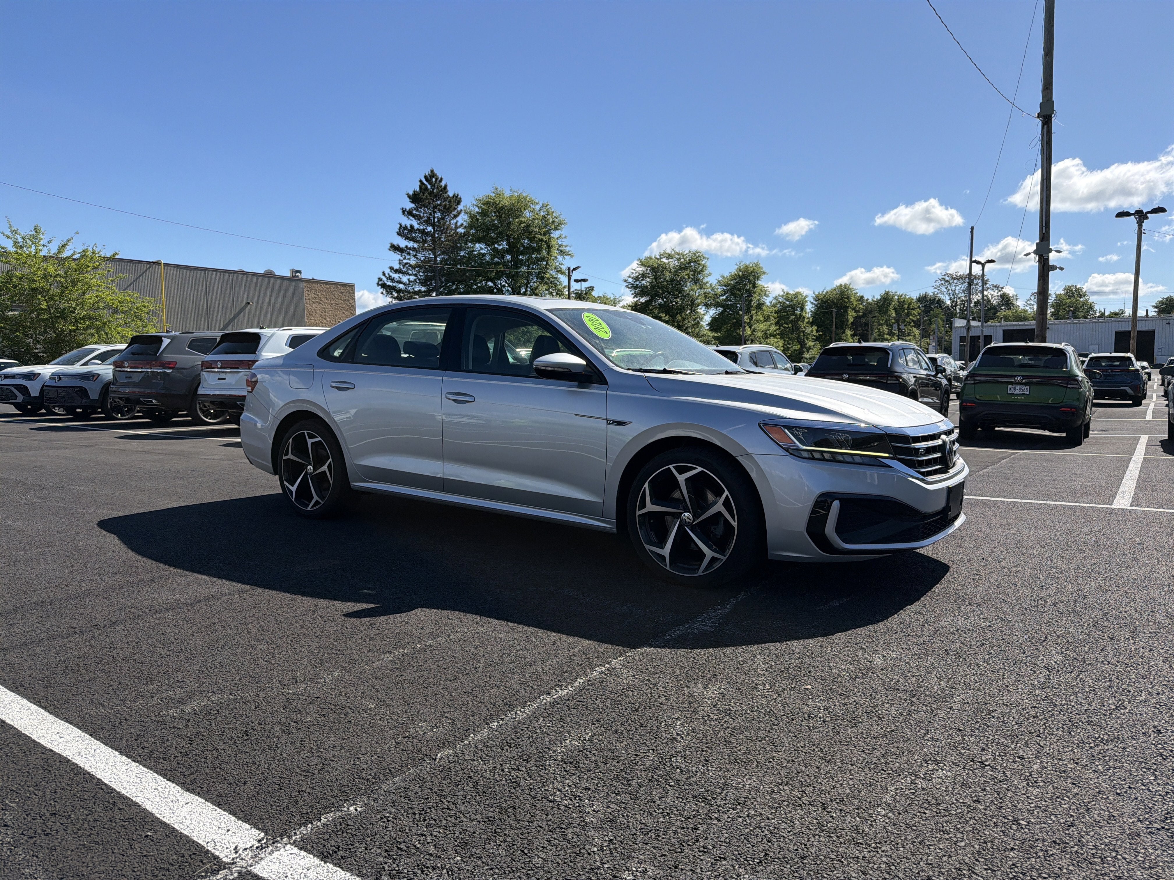 2020 Volkswagen Passat 2.0T R-Line