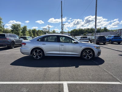 2020 Volkswagen Passat 2.0T R-Line