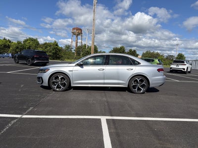 2020 Volkswagen Passat 2.0T R-Line