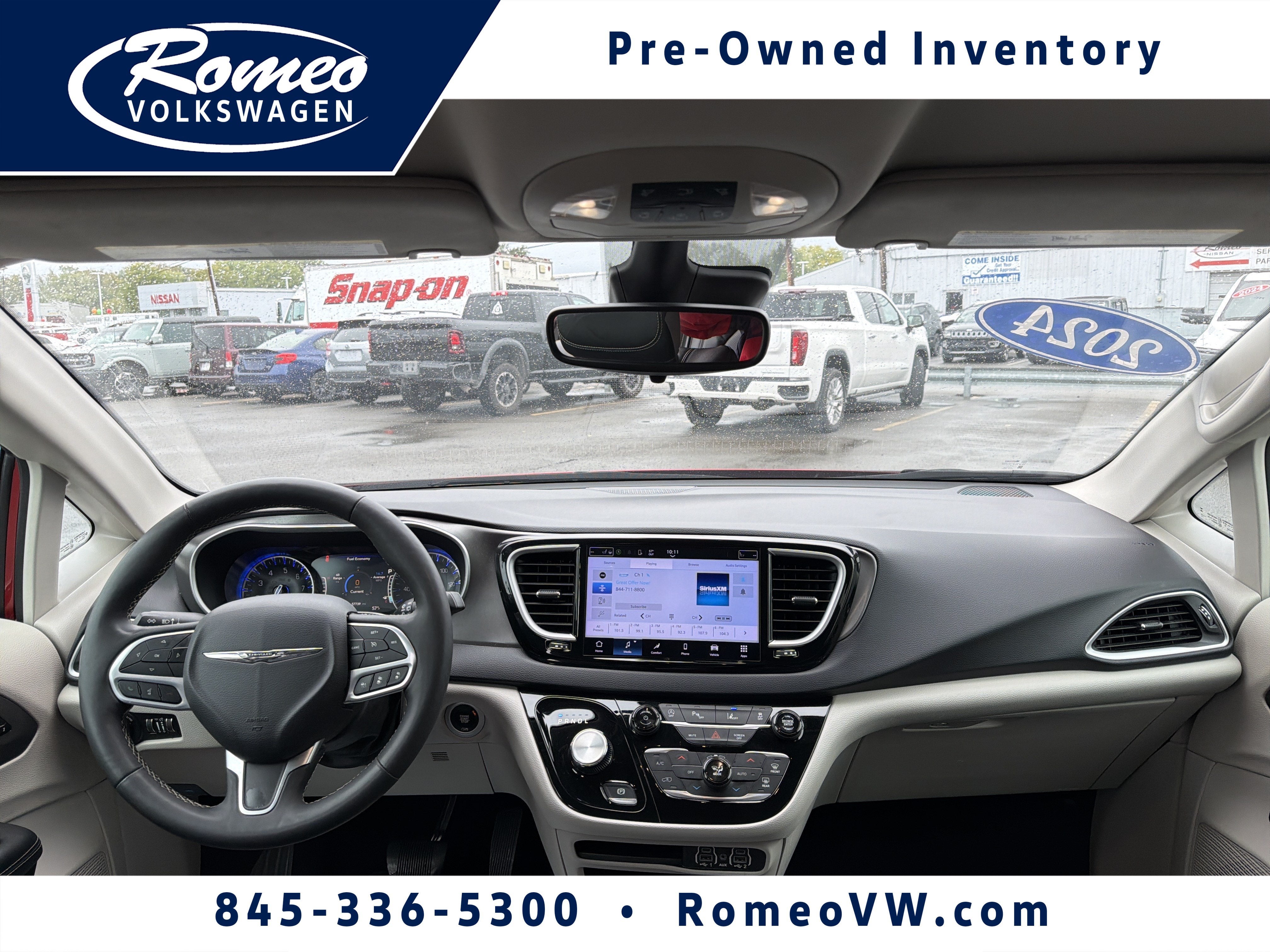 2024 Chrysler Pacifica Touring L