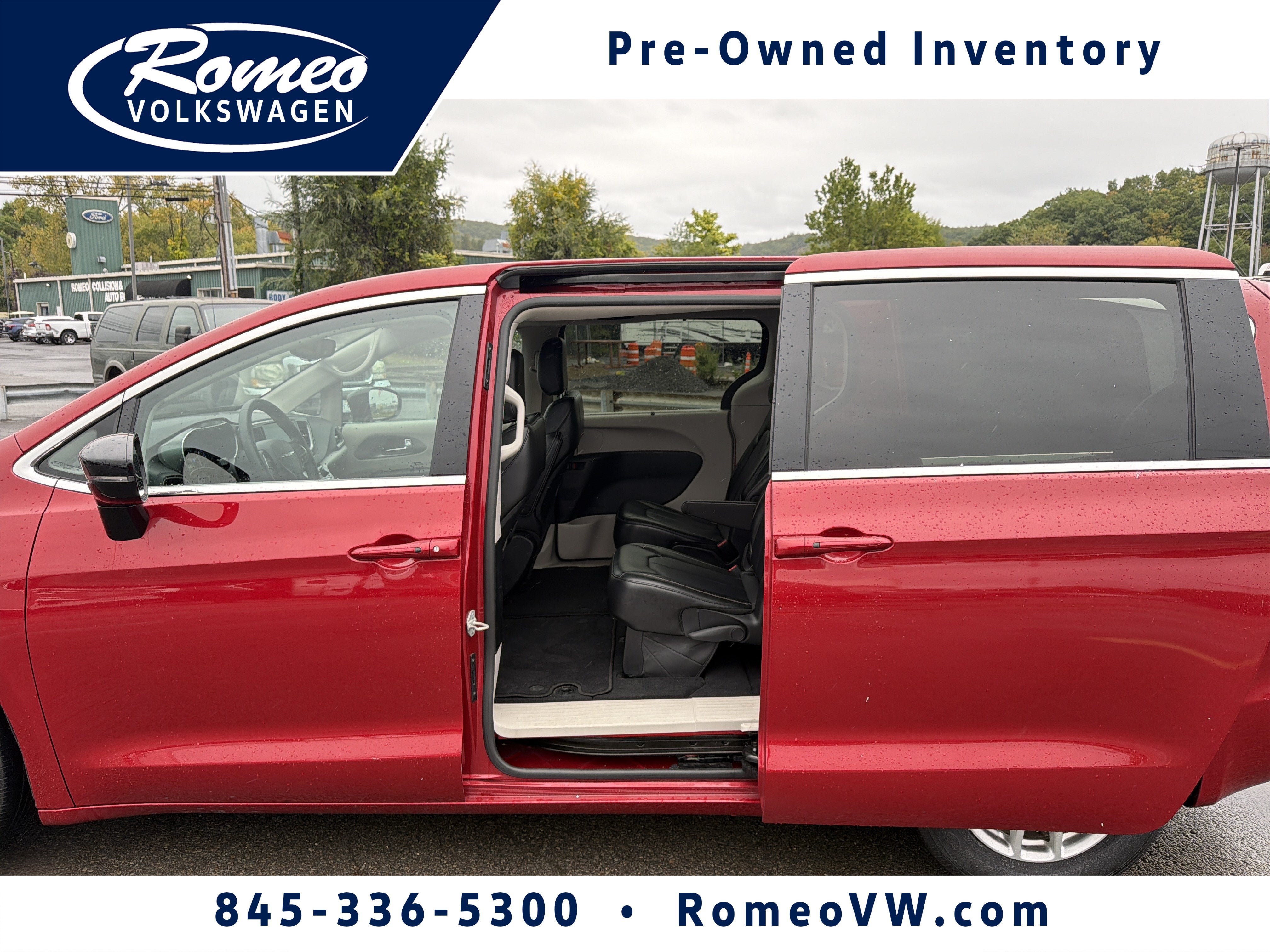 2024 Chrysler Pacifica Touring L