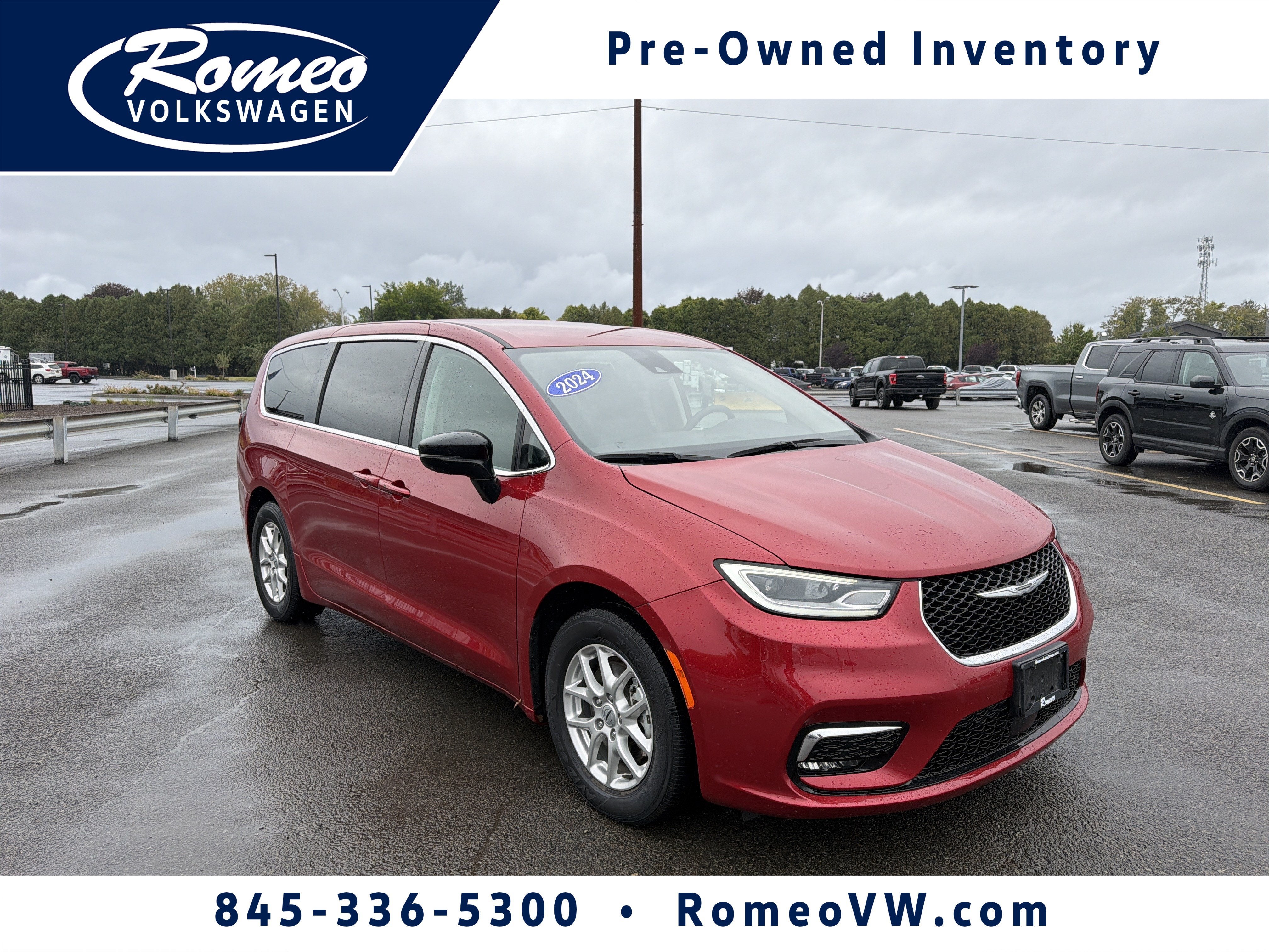 2024 Chrysler Pacifica Touring L