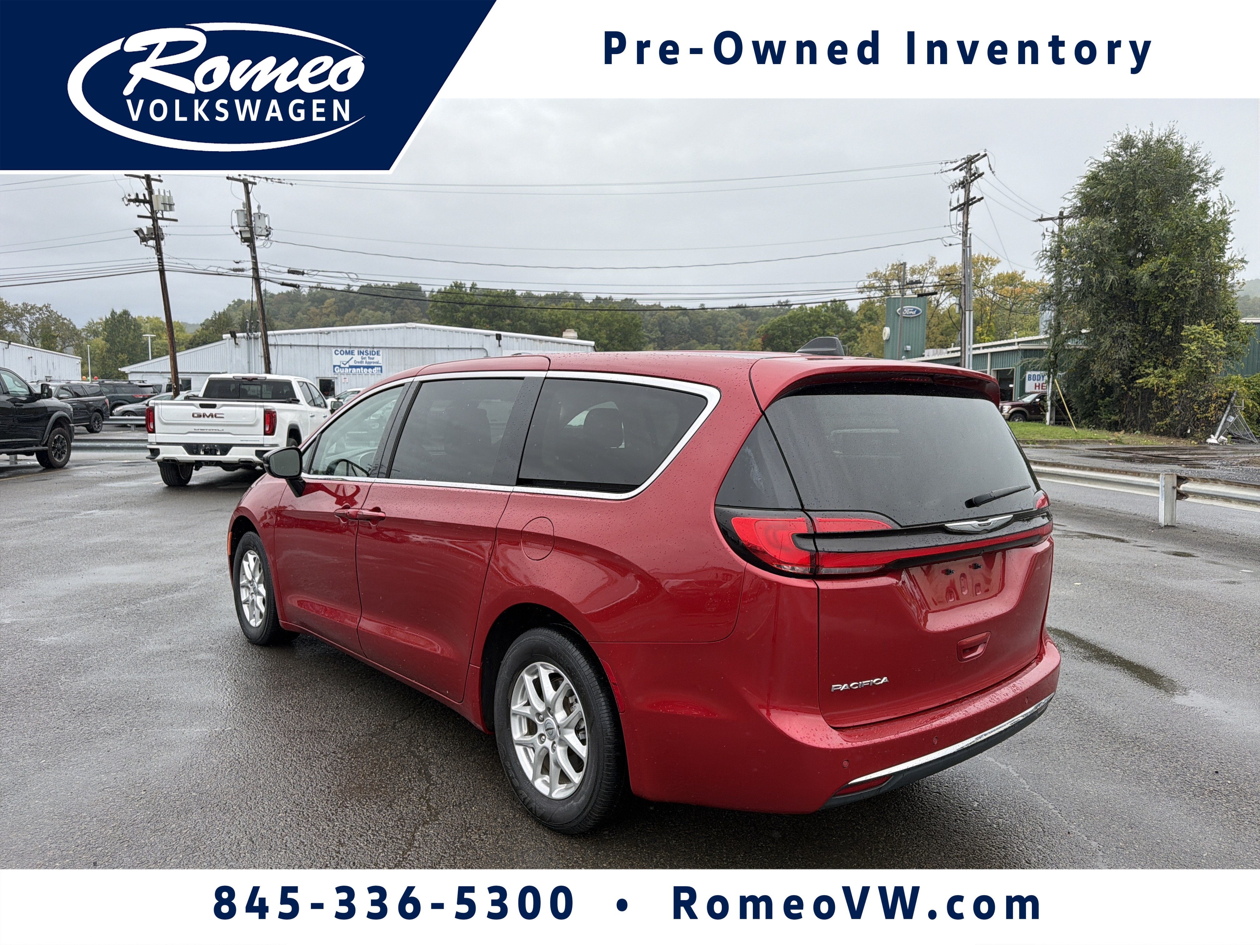 2024 Chrysler Pacifica Touring L