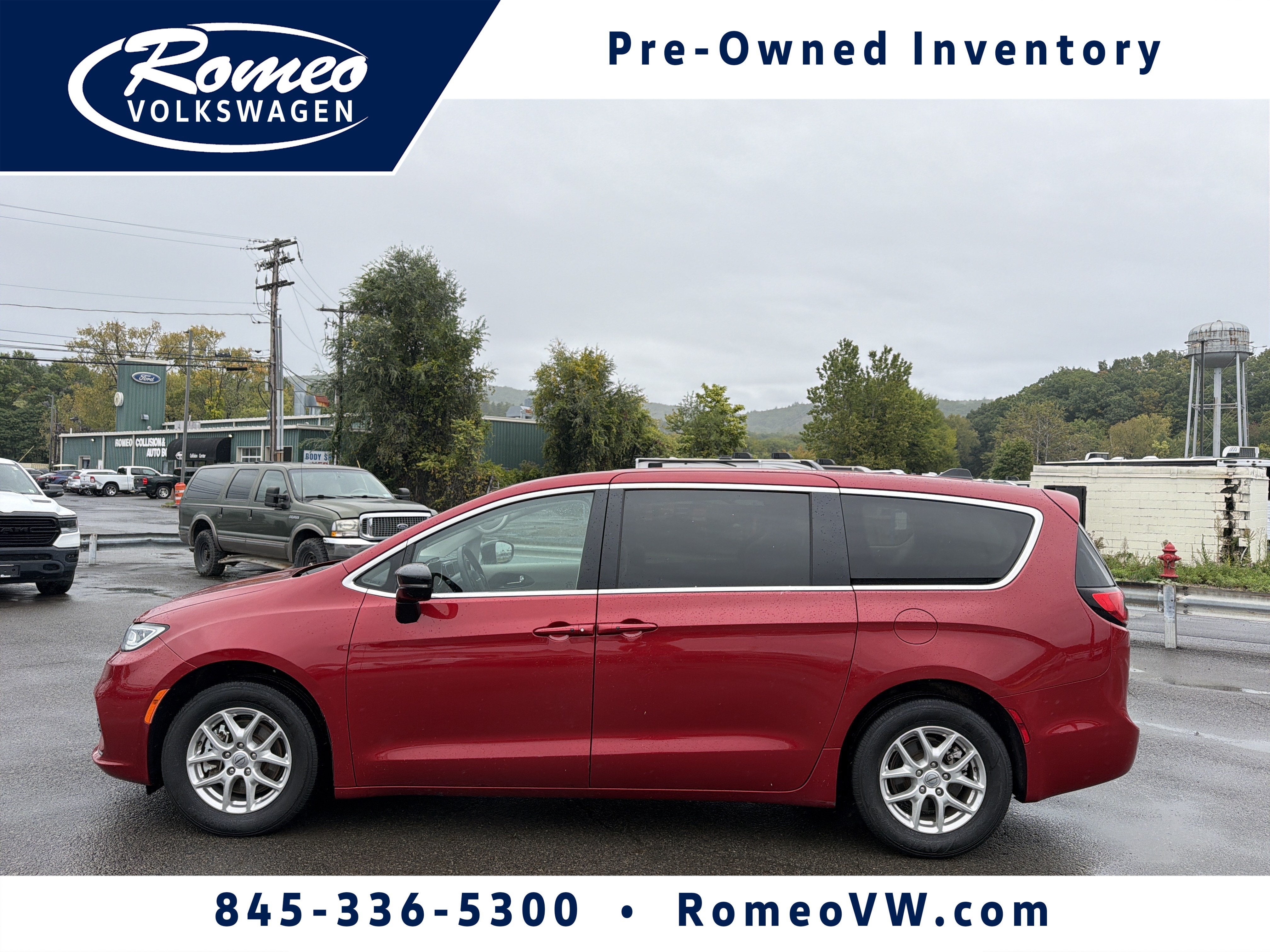 2024 Chrysler Pacifica Touring L